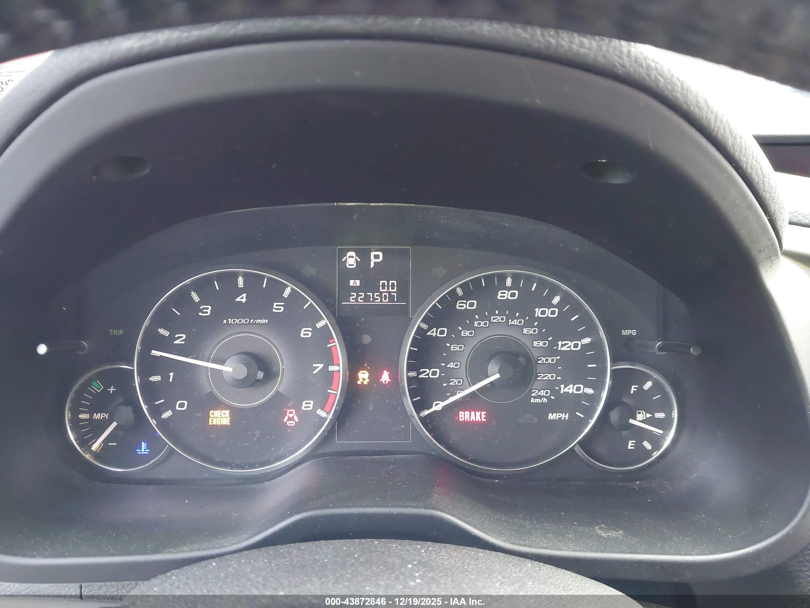 SUBARU LEGACY image 7