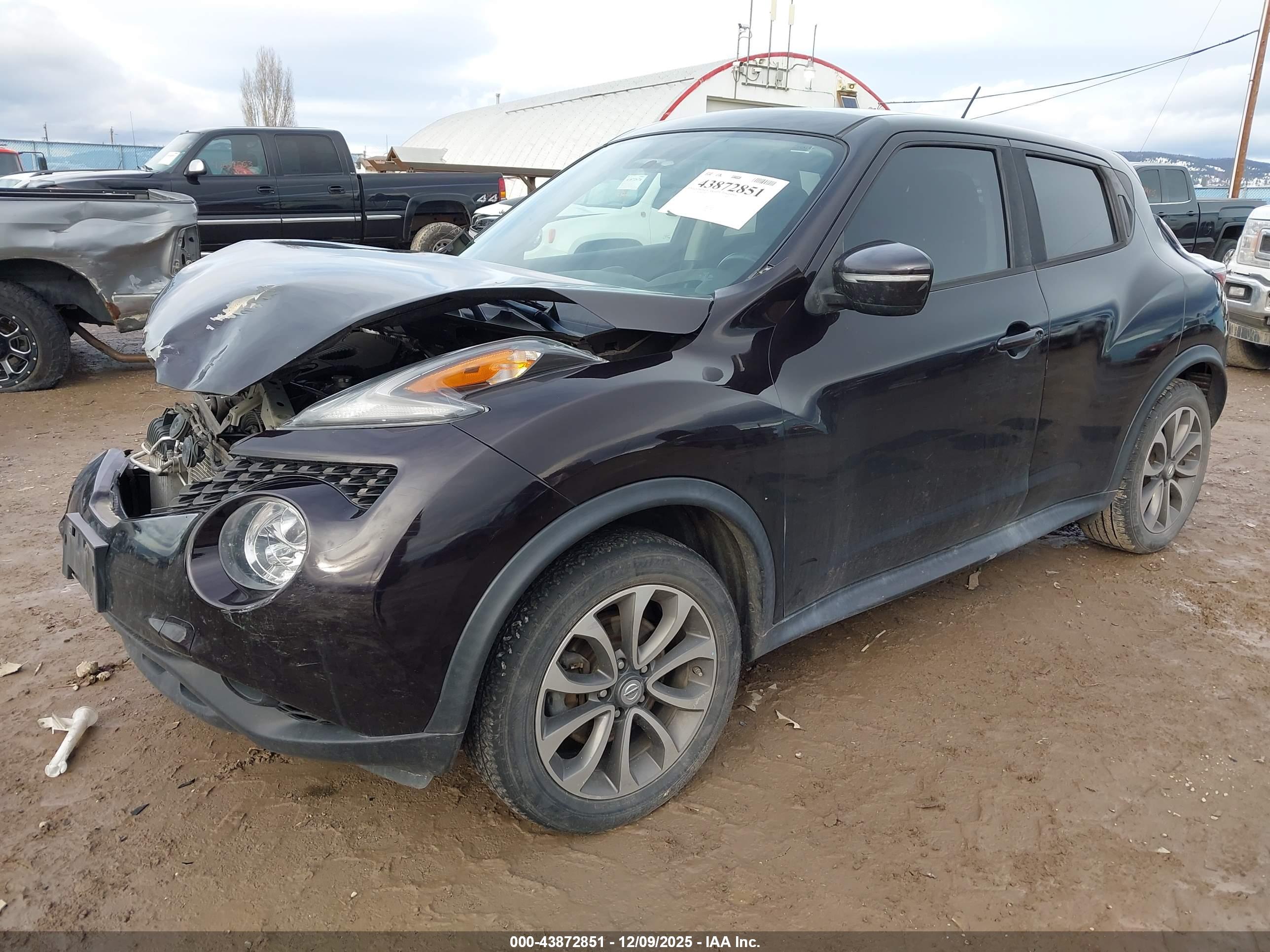 NISSAN JUKE image 2