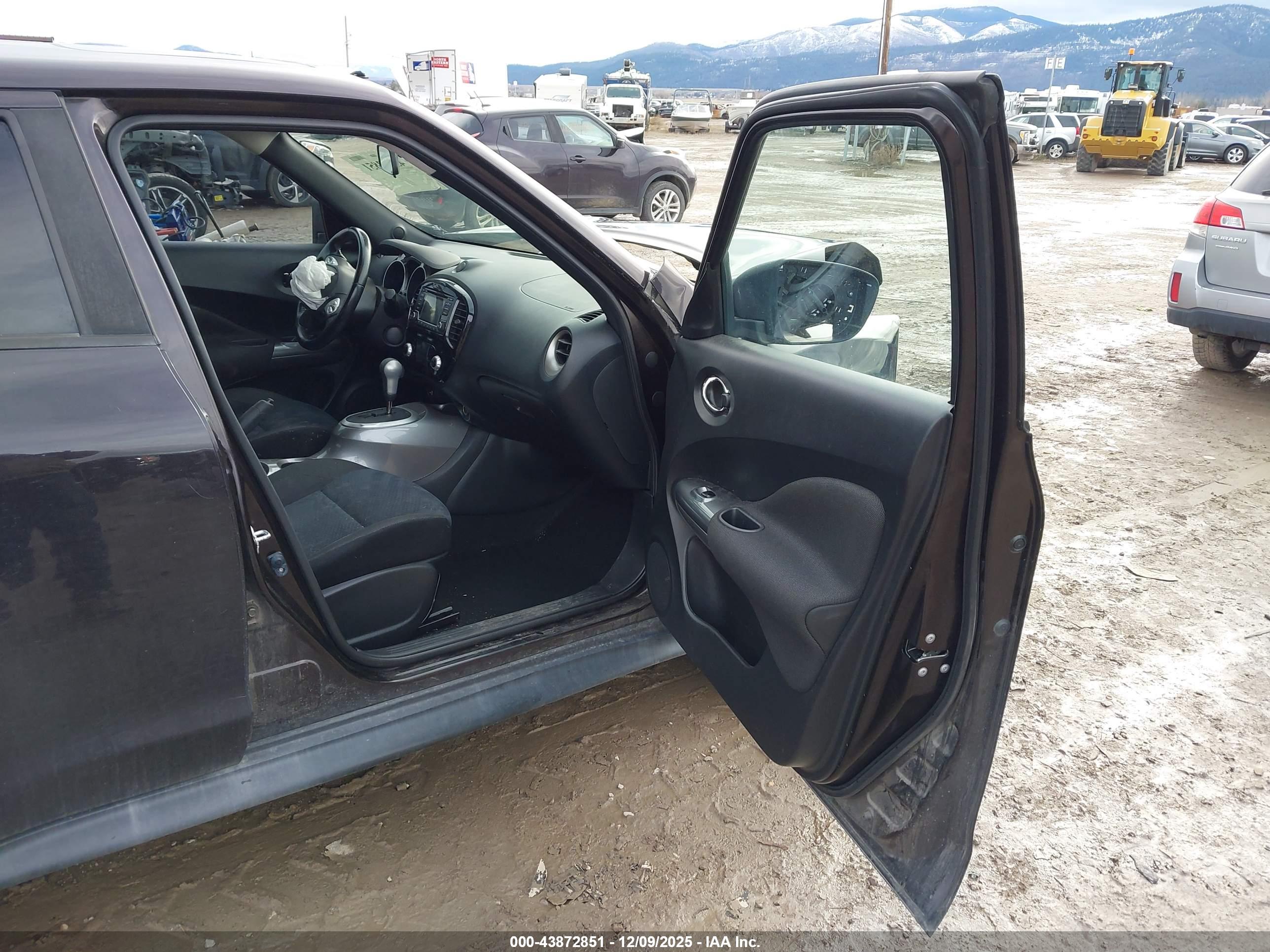 NISSAN JUKE image 5