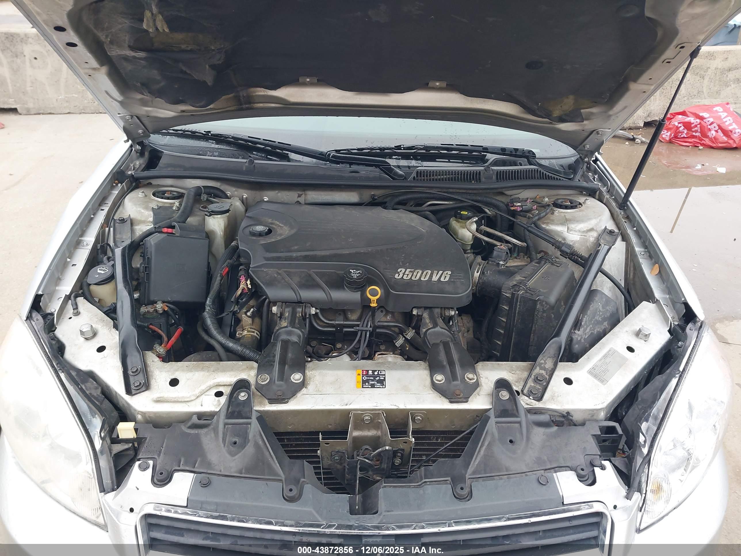 CHEVROLET IMPALA image 10