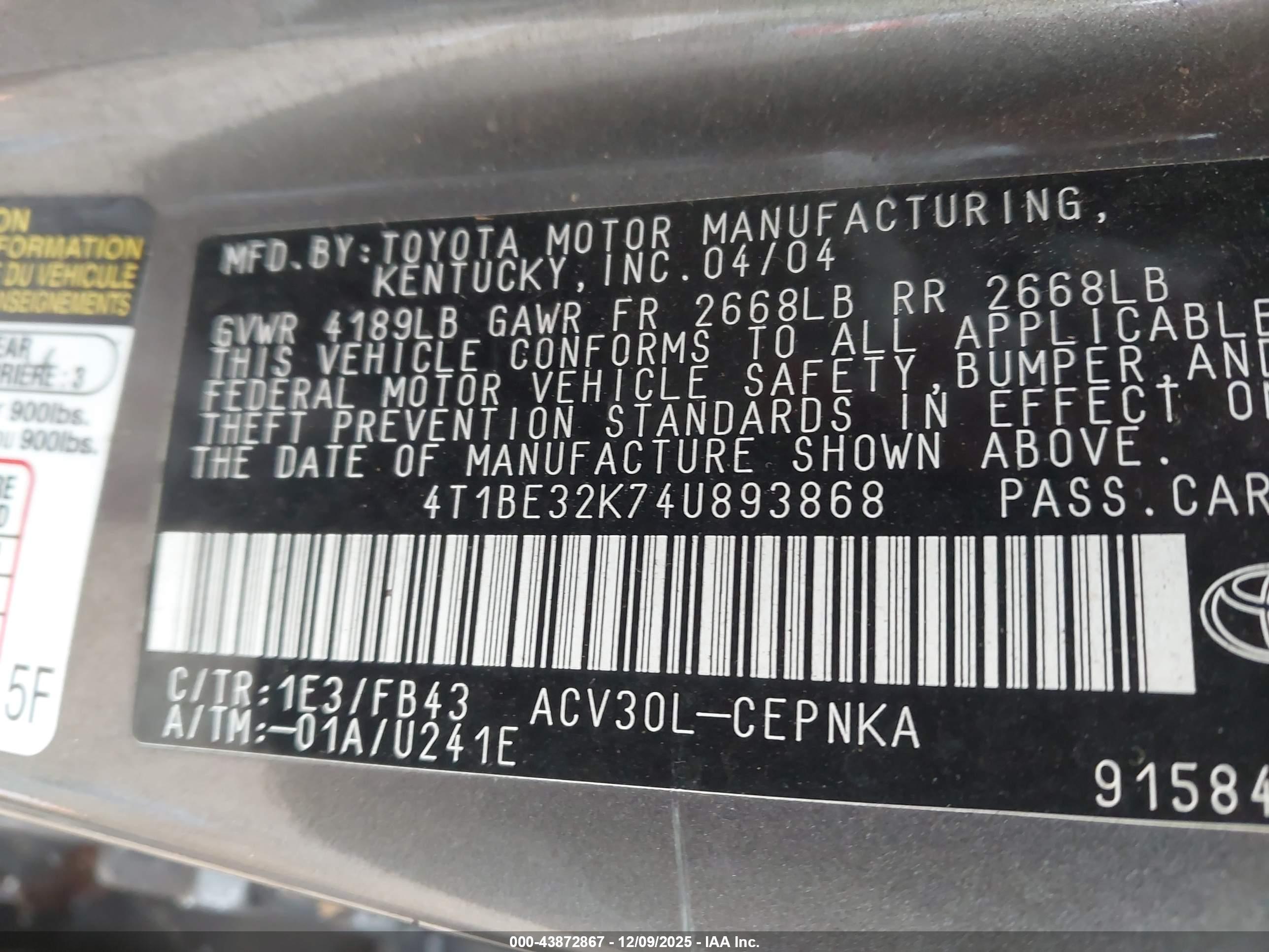 TOYOTA CAMRY image 9