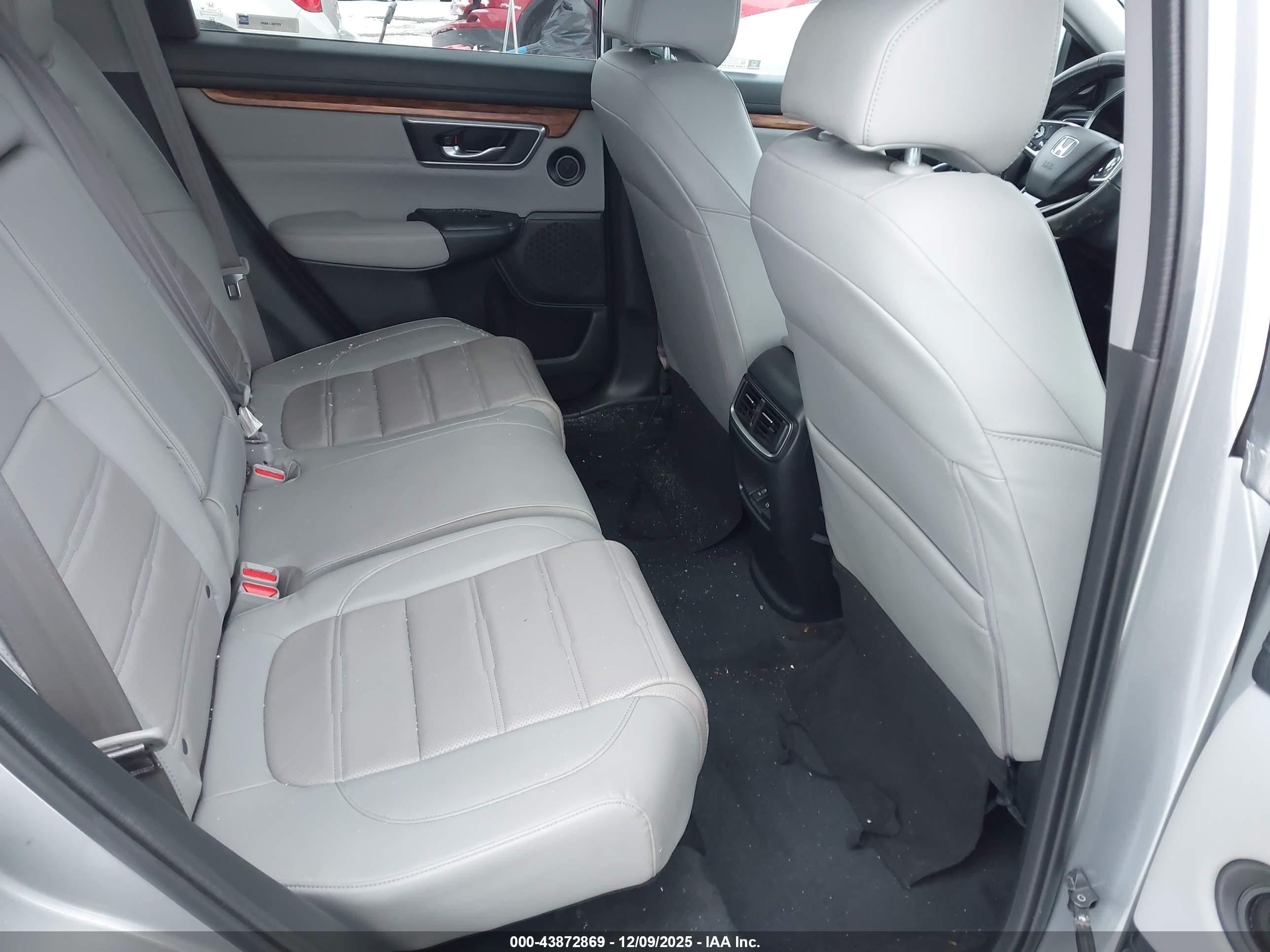 HONDA CR-V image 8