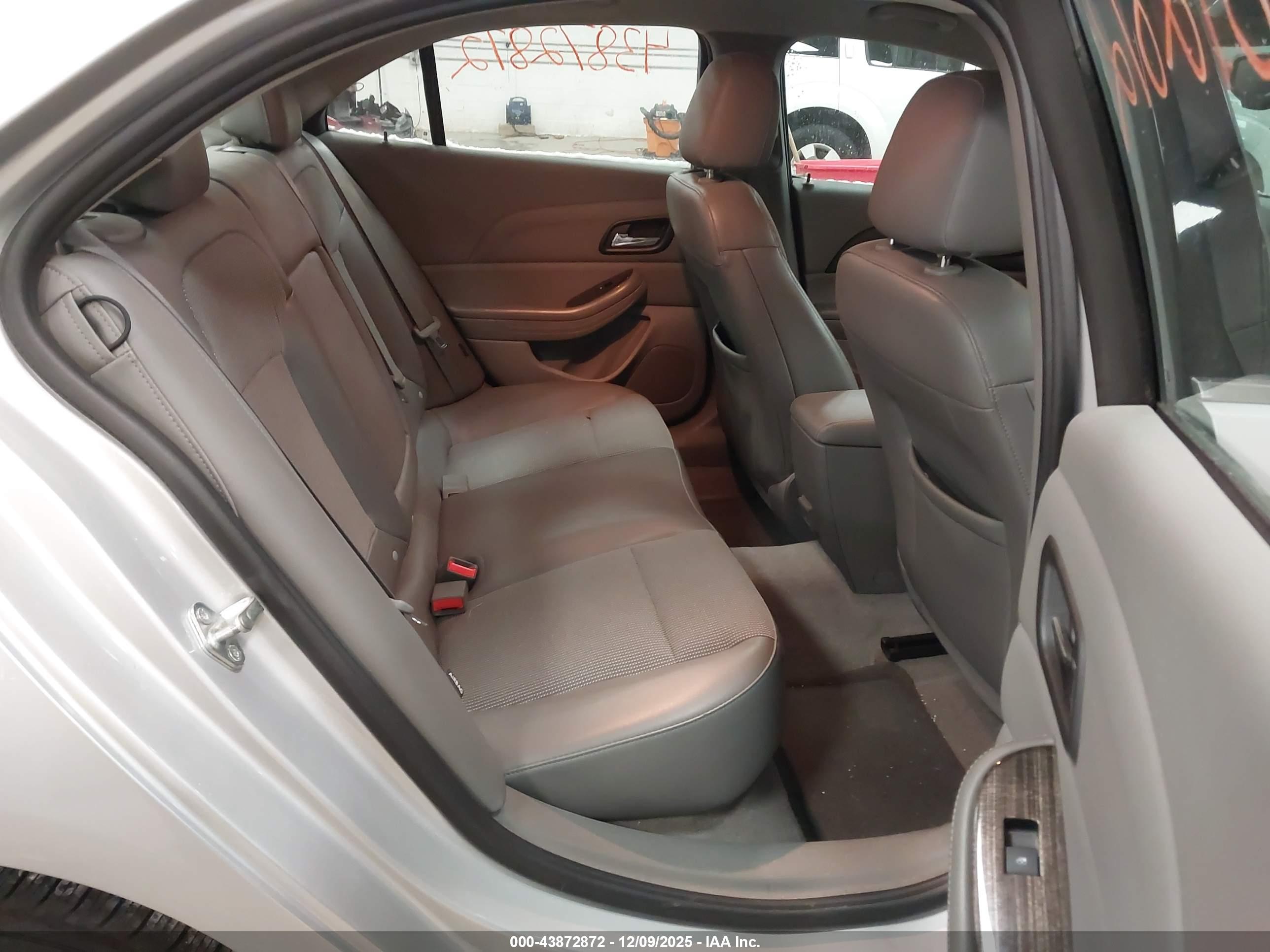 CHEVROLET MALIBU image 8
