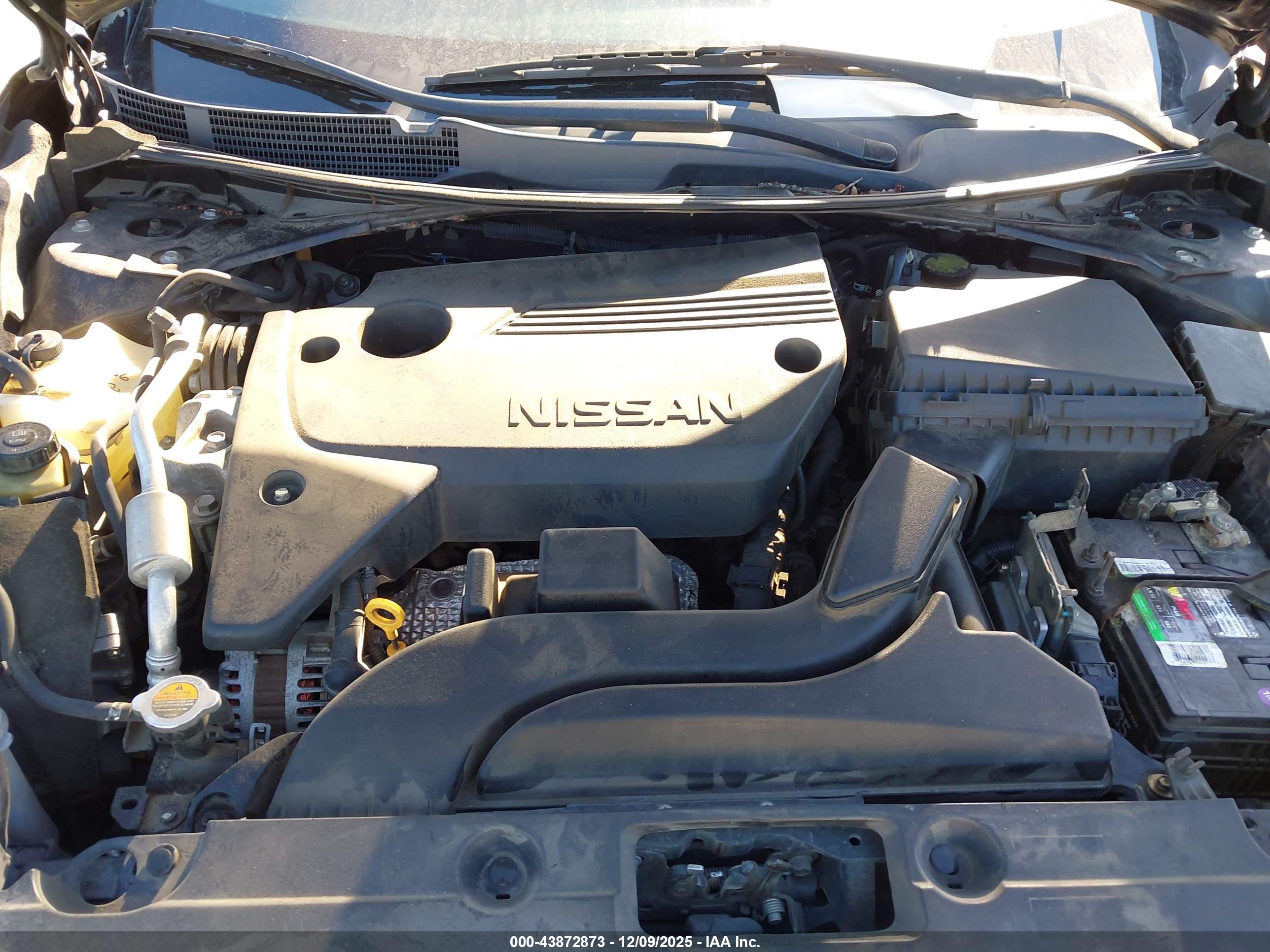 NISSAN ALTIMA image 10