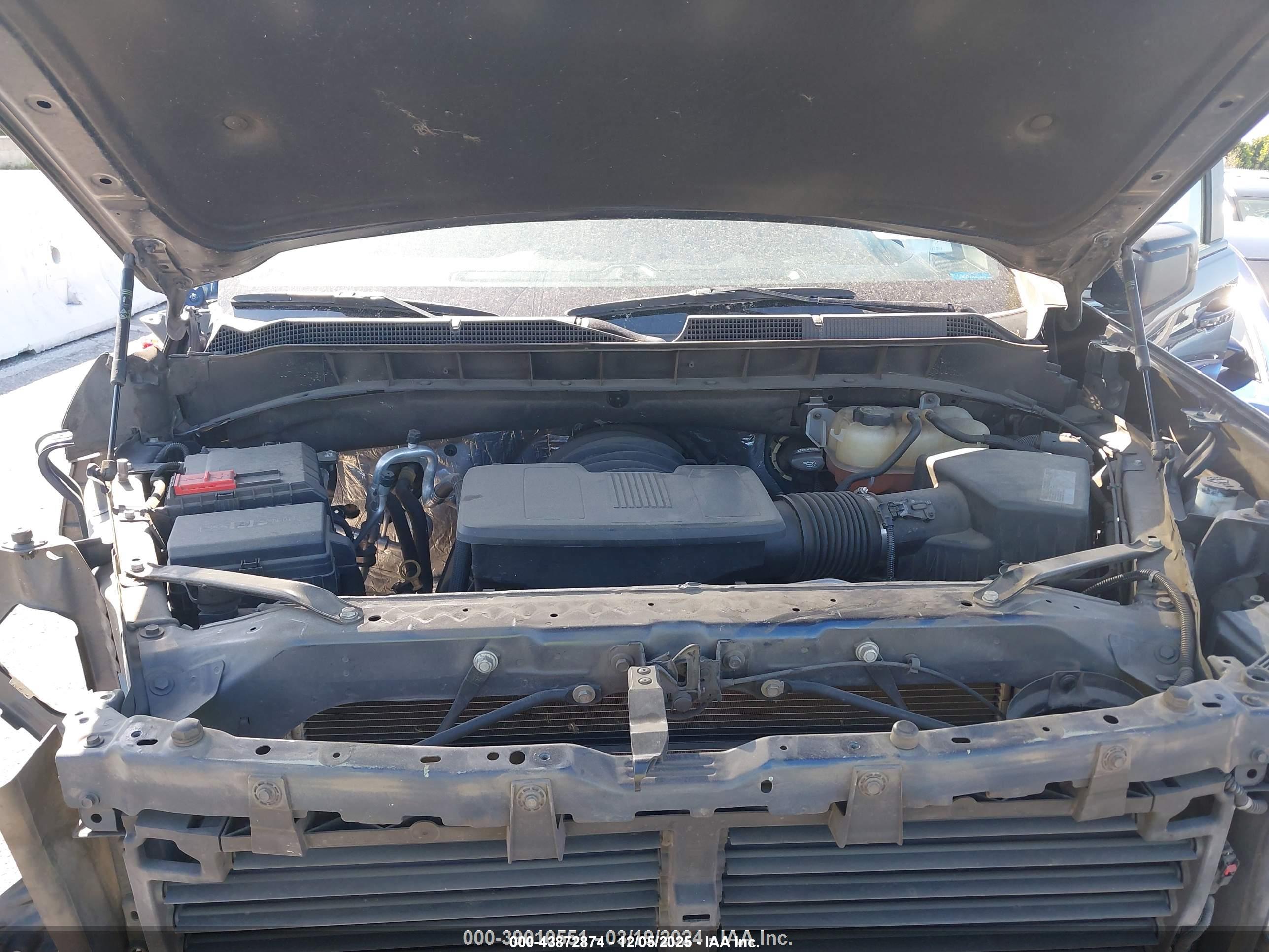 CHEVROLET SILVERADO image 10