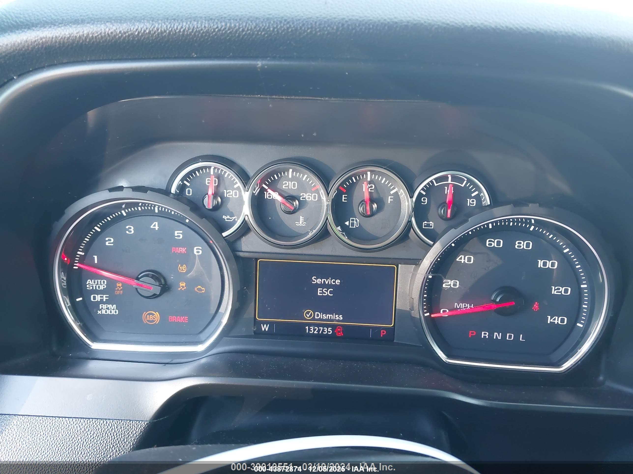 CHEVROLET SILVERADO image 7