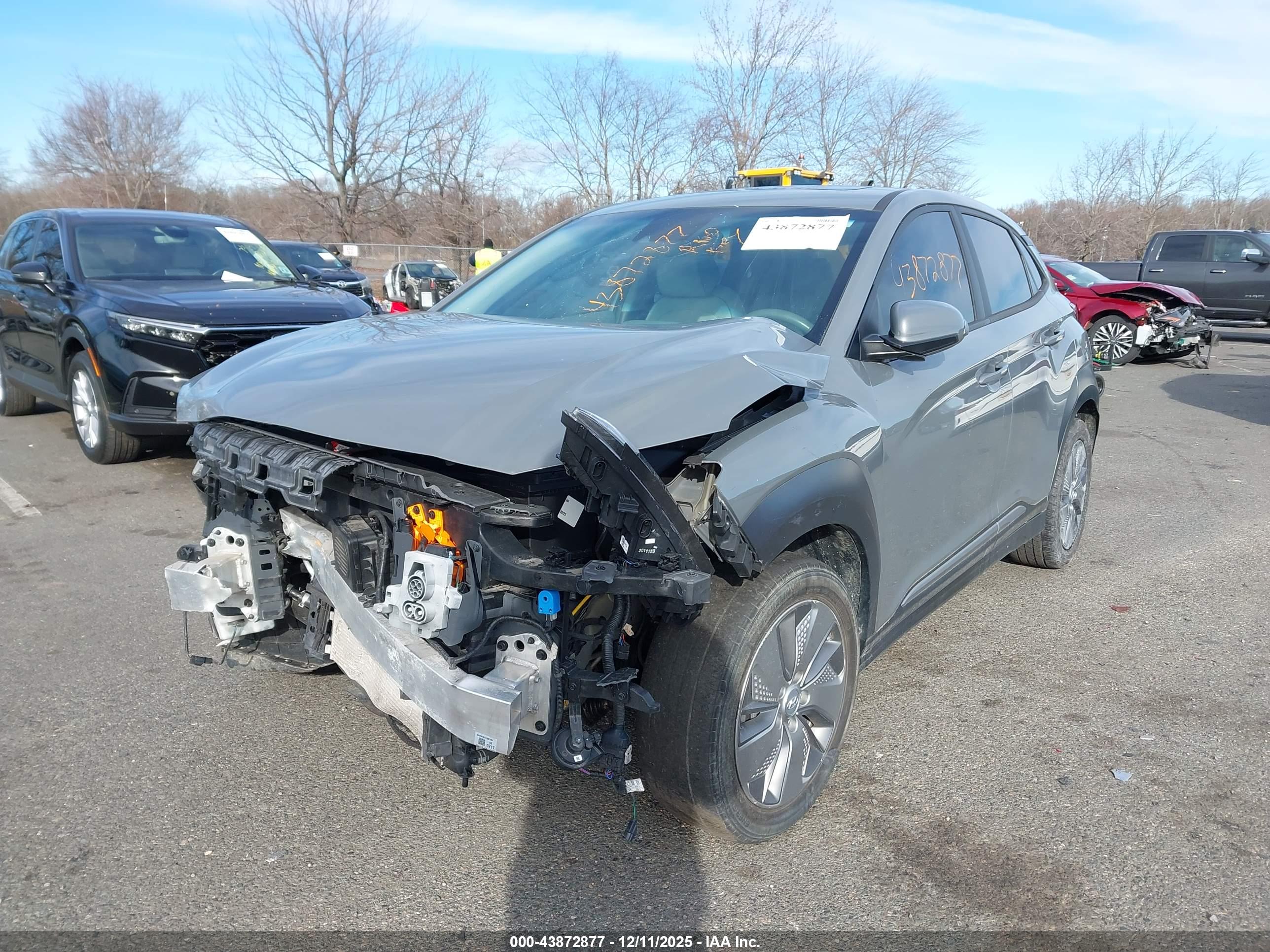 HYUNDAI KONA image 2