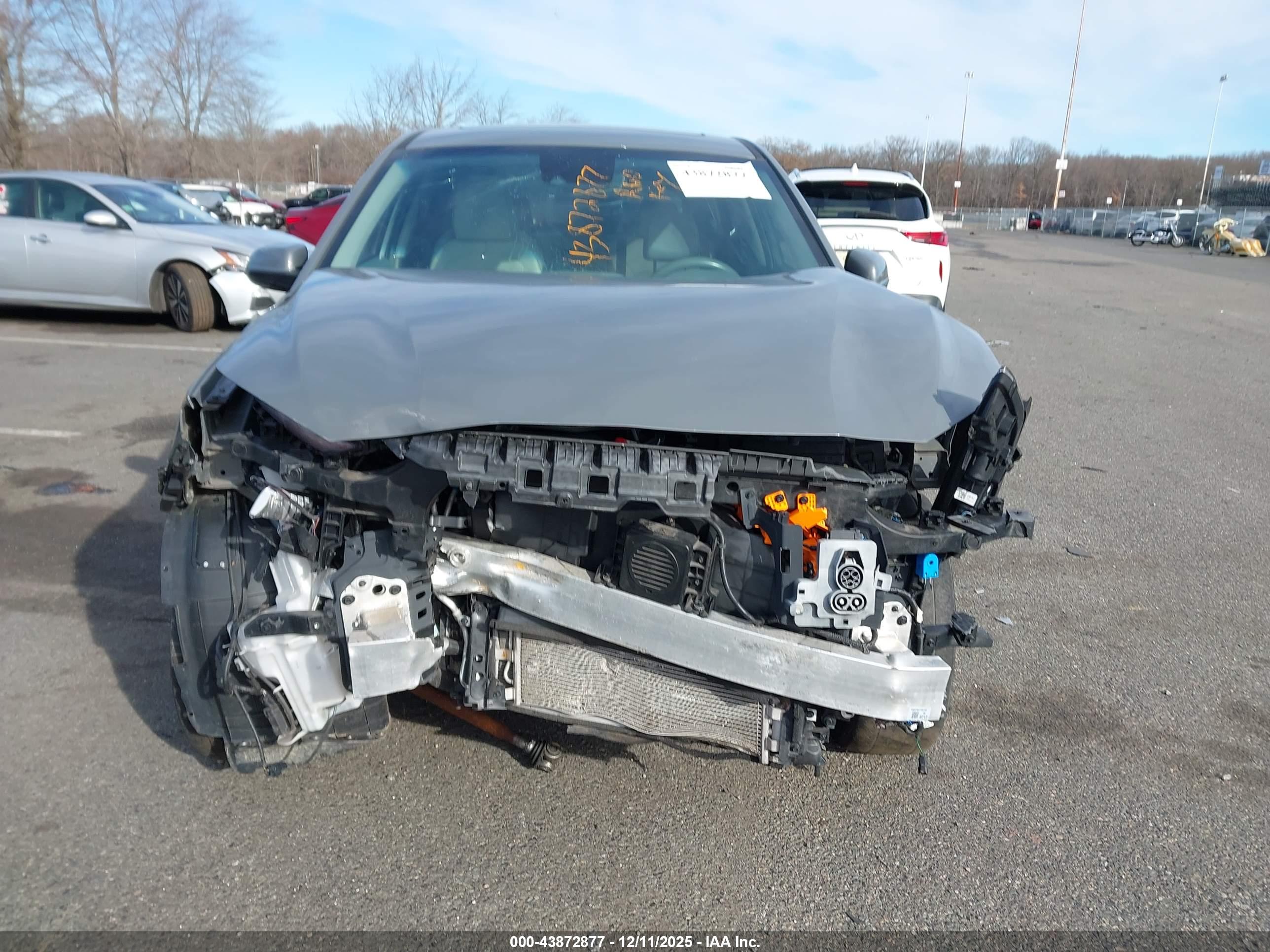 HYUNDAI KONA image 6