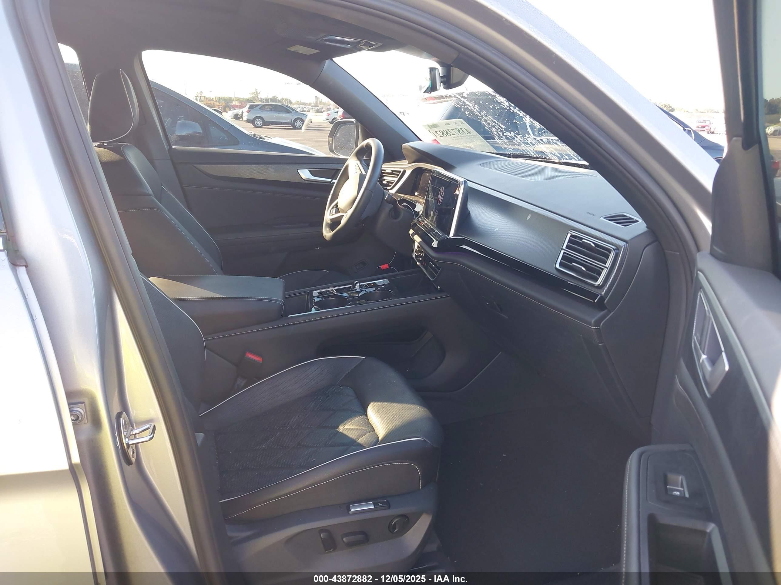 VOLKSWAGEN ATLAS image 5