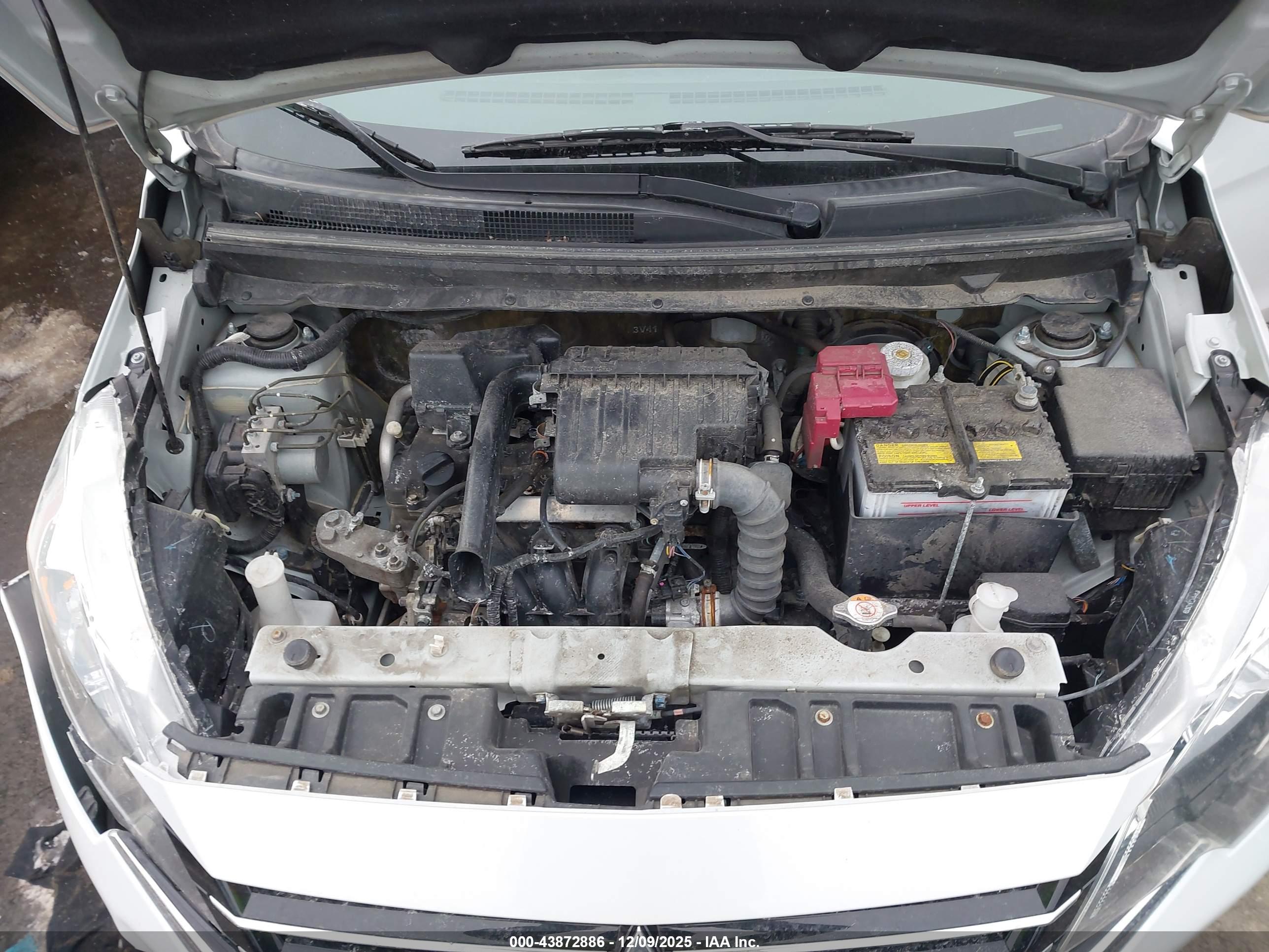 MITSUBISHI MIRAGE image 10