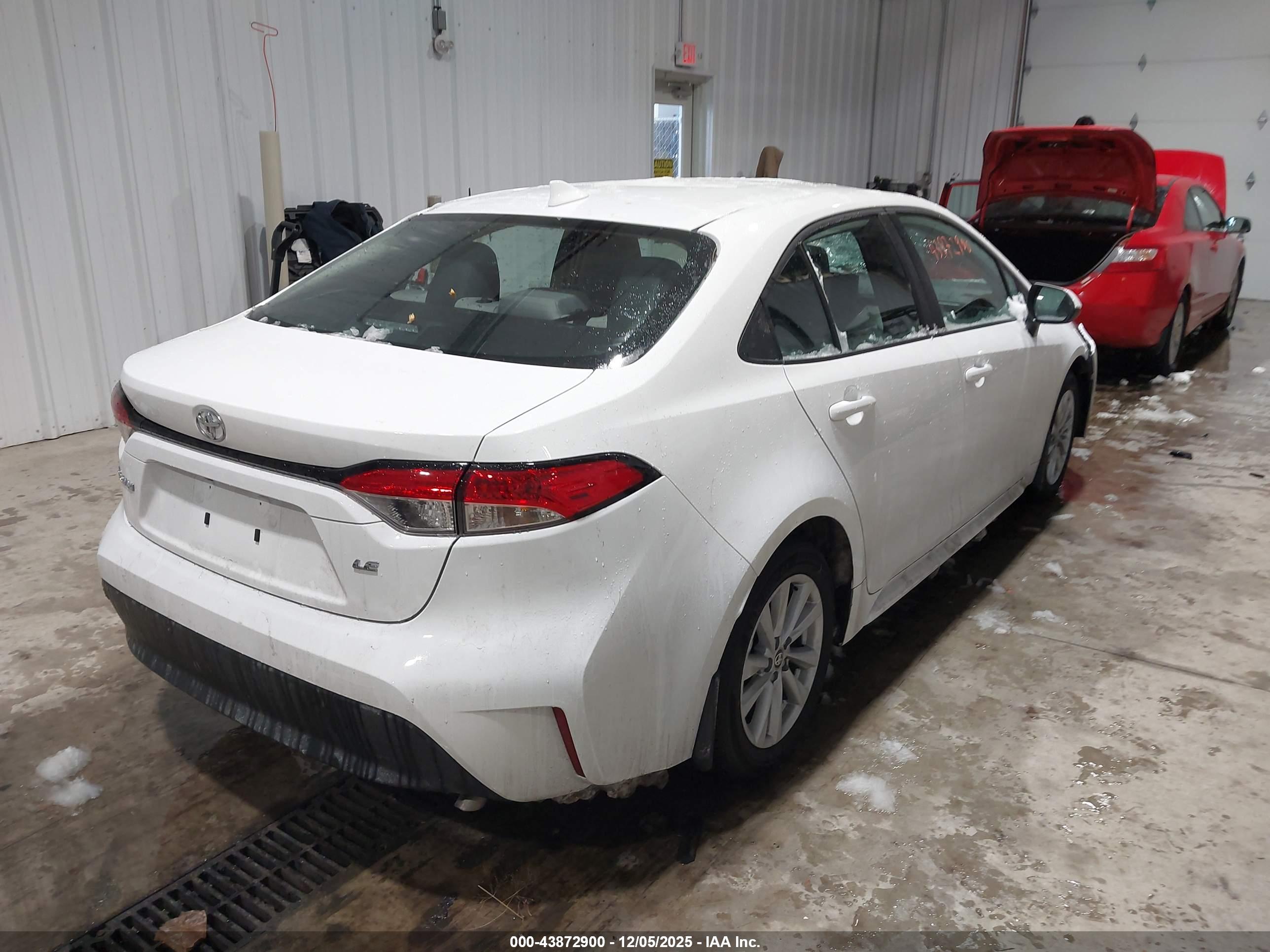 TOYOTA COROLLA image 4
