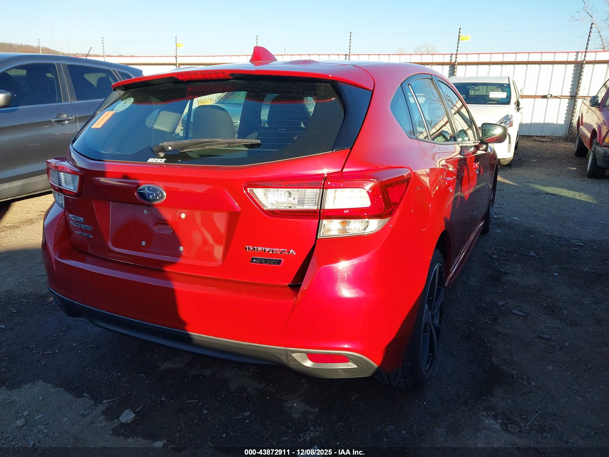 SUBARU IMPREZA image 4