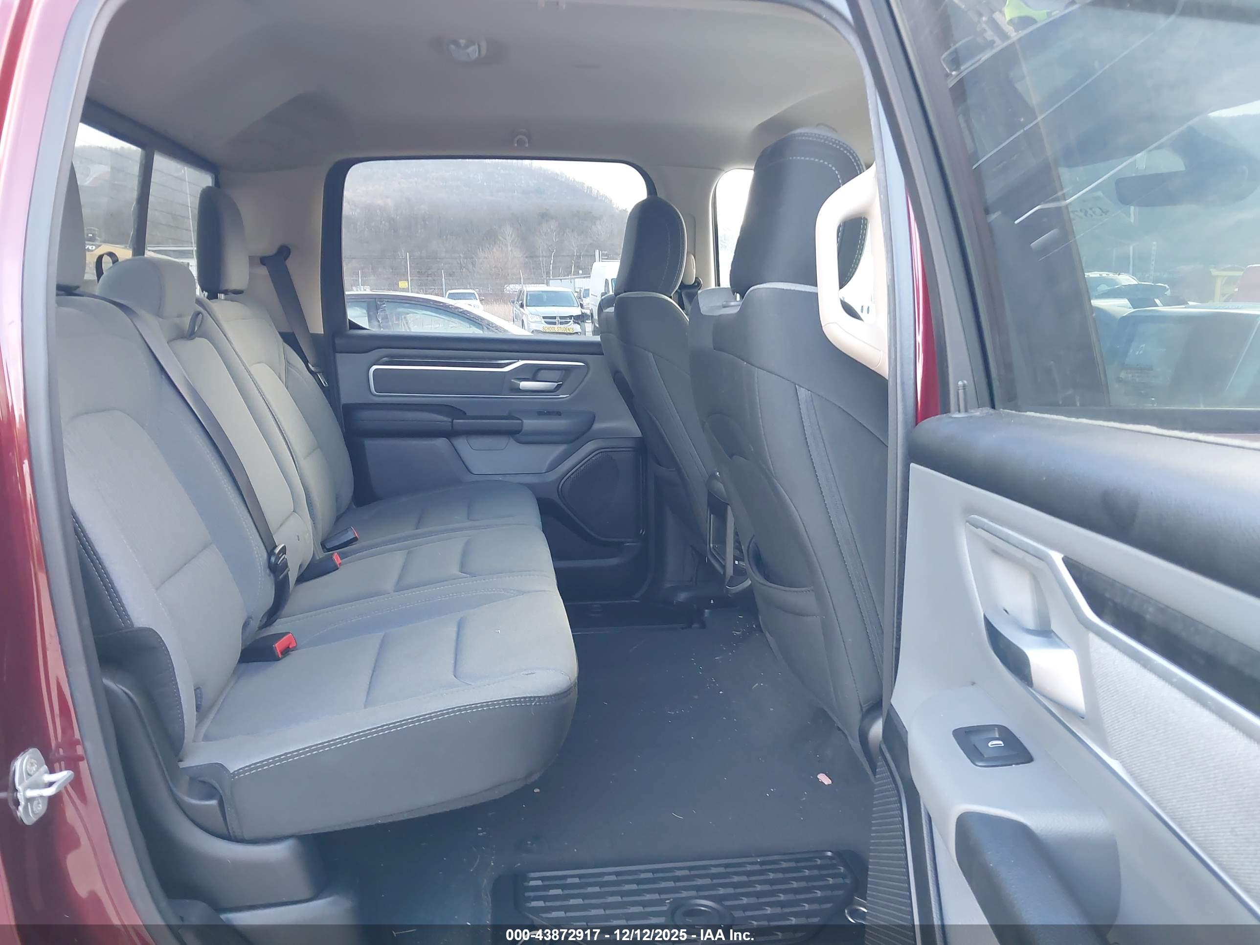 RAM 1500 image 8