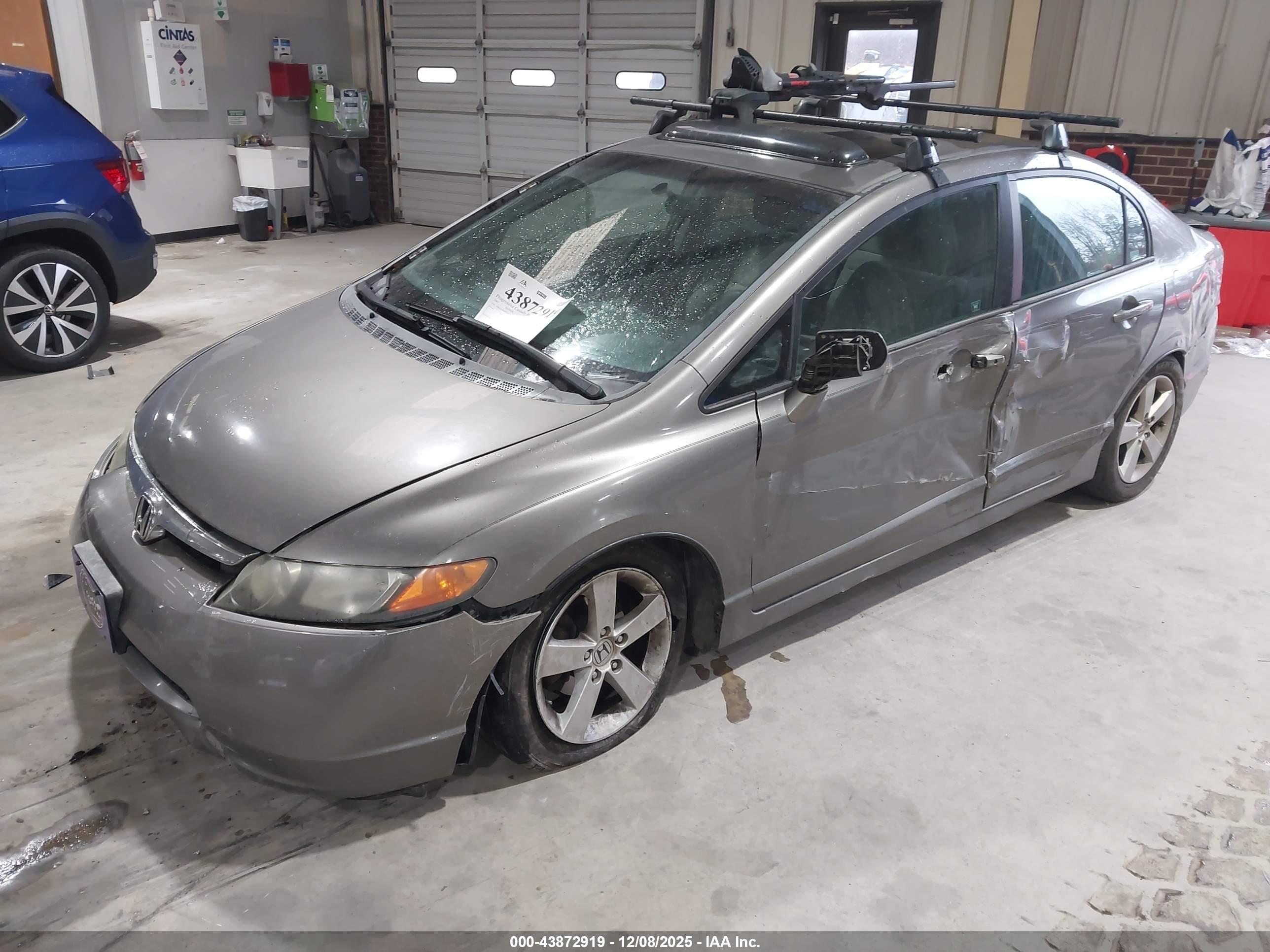 HONDA CIVIC image 2