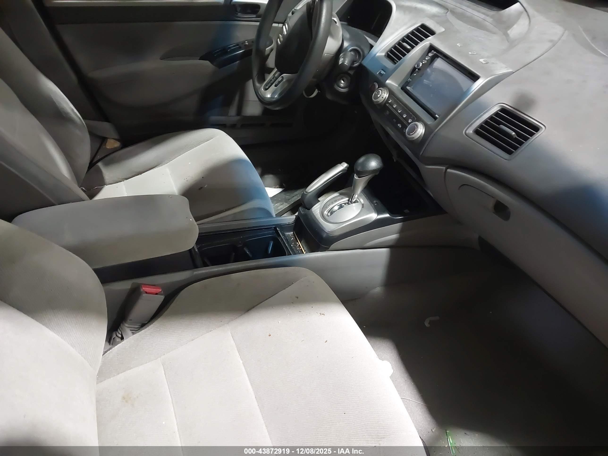 HONDA CIVIC image 5
