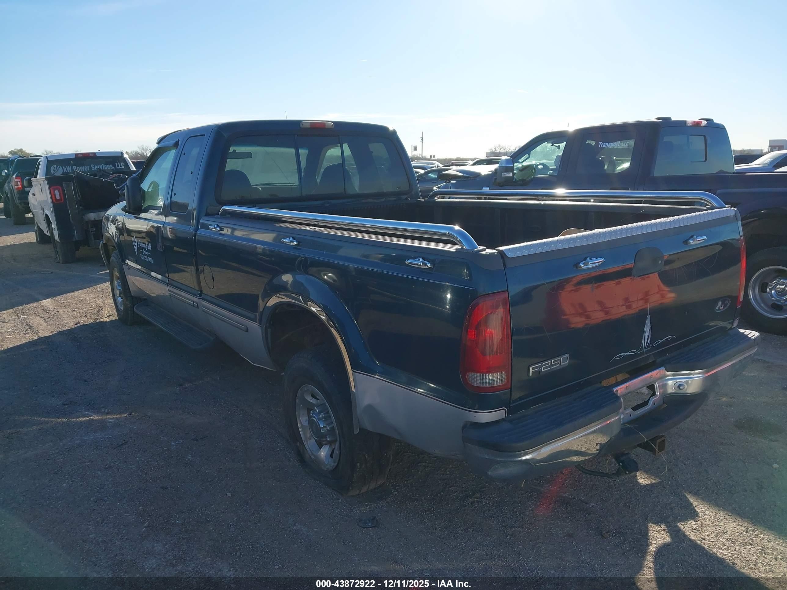 FORD F-250 image 3