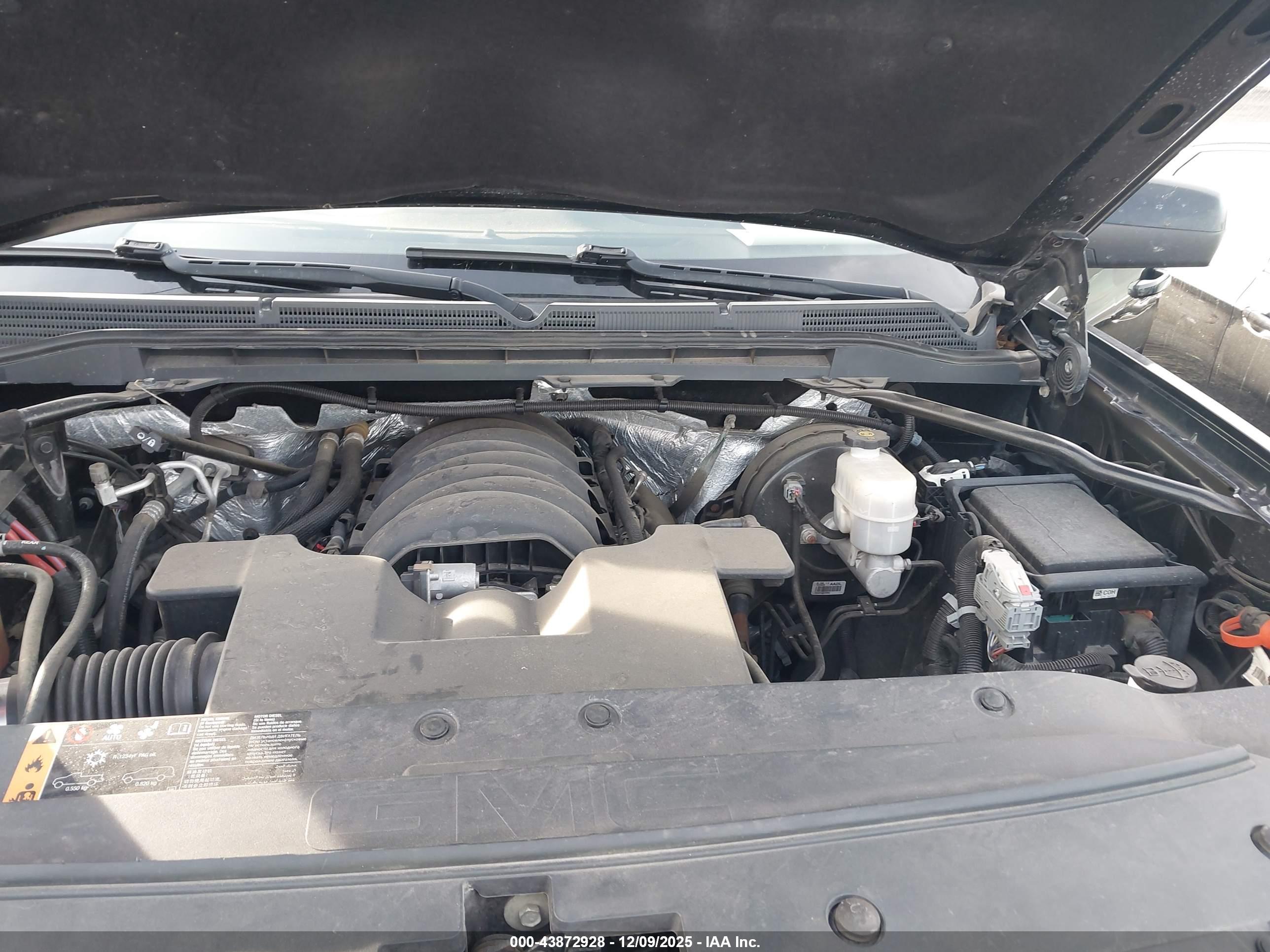 GMC SIERRA image 10