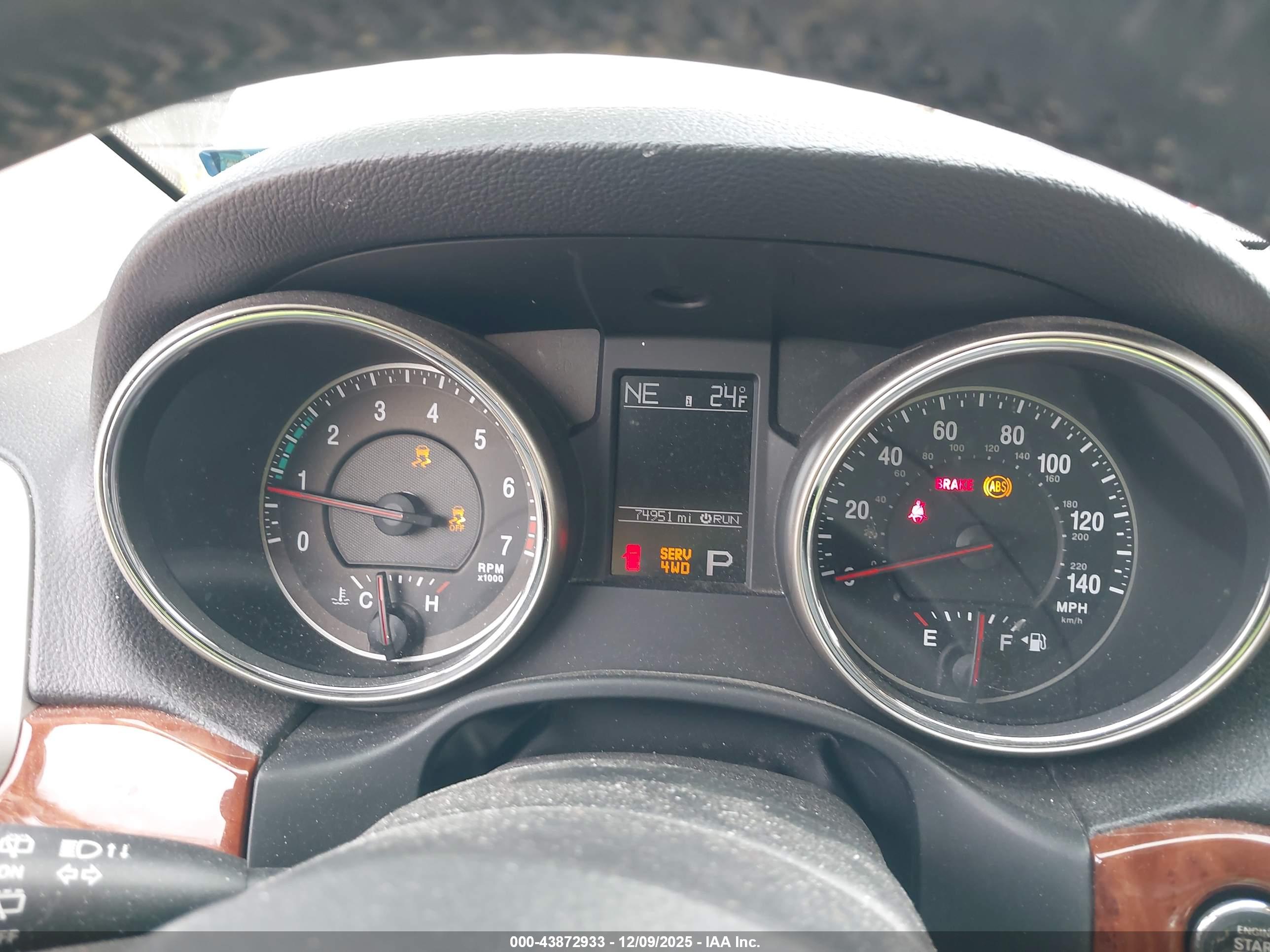 JEEP GRAND image 7
