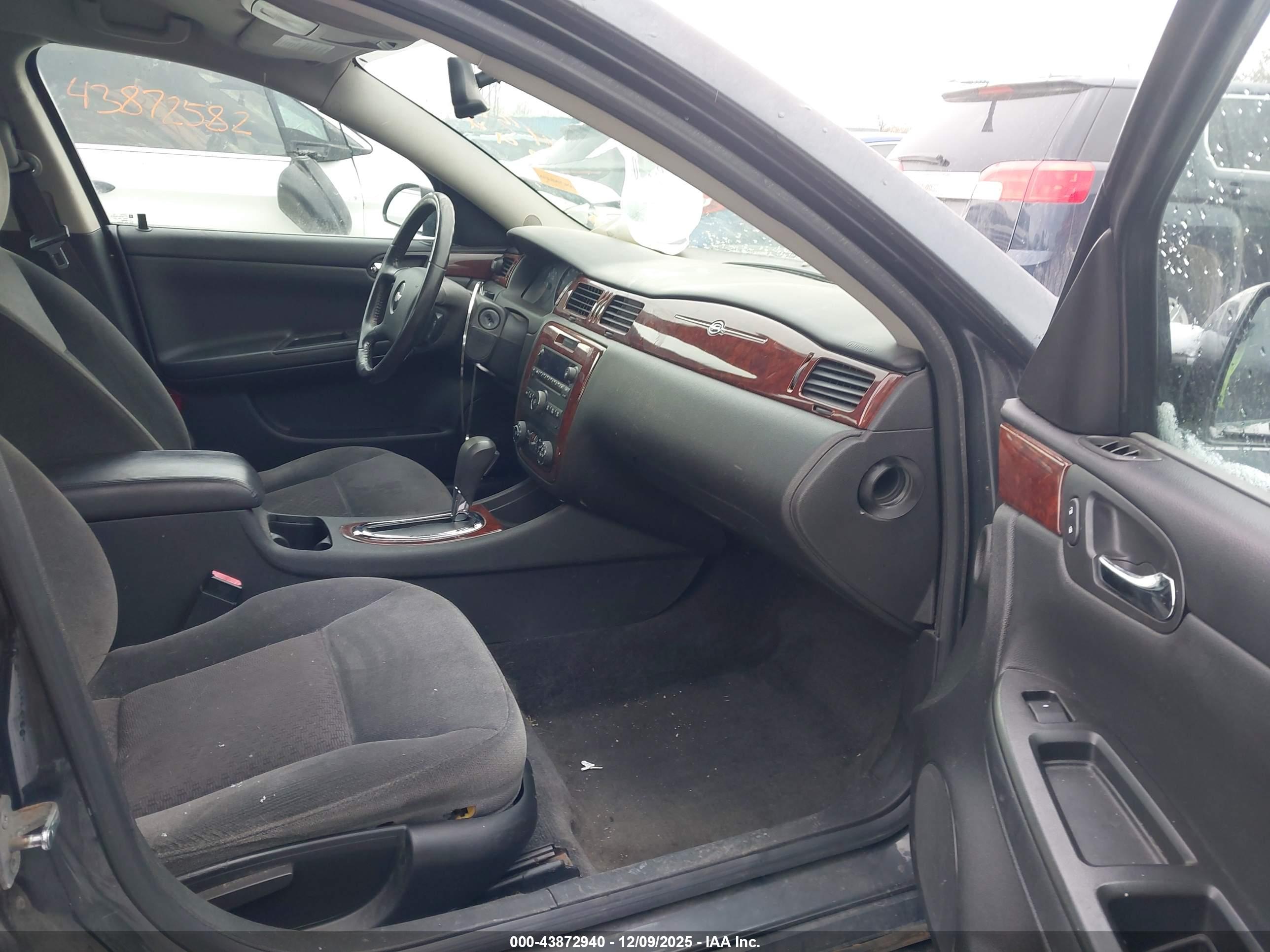 CHEVROLET IMPALA image 5