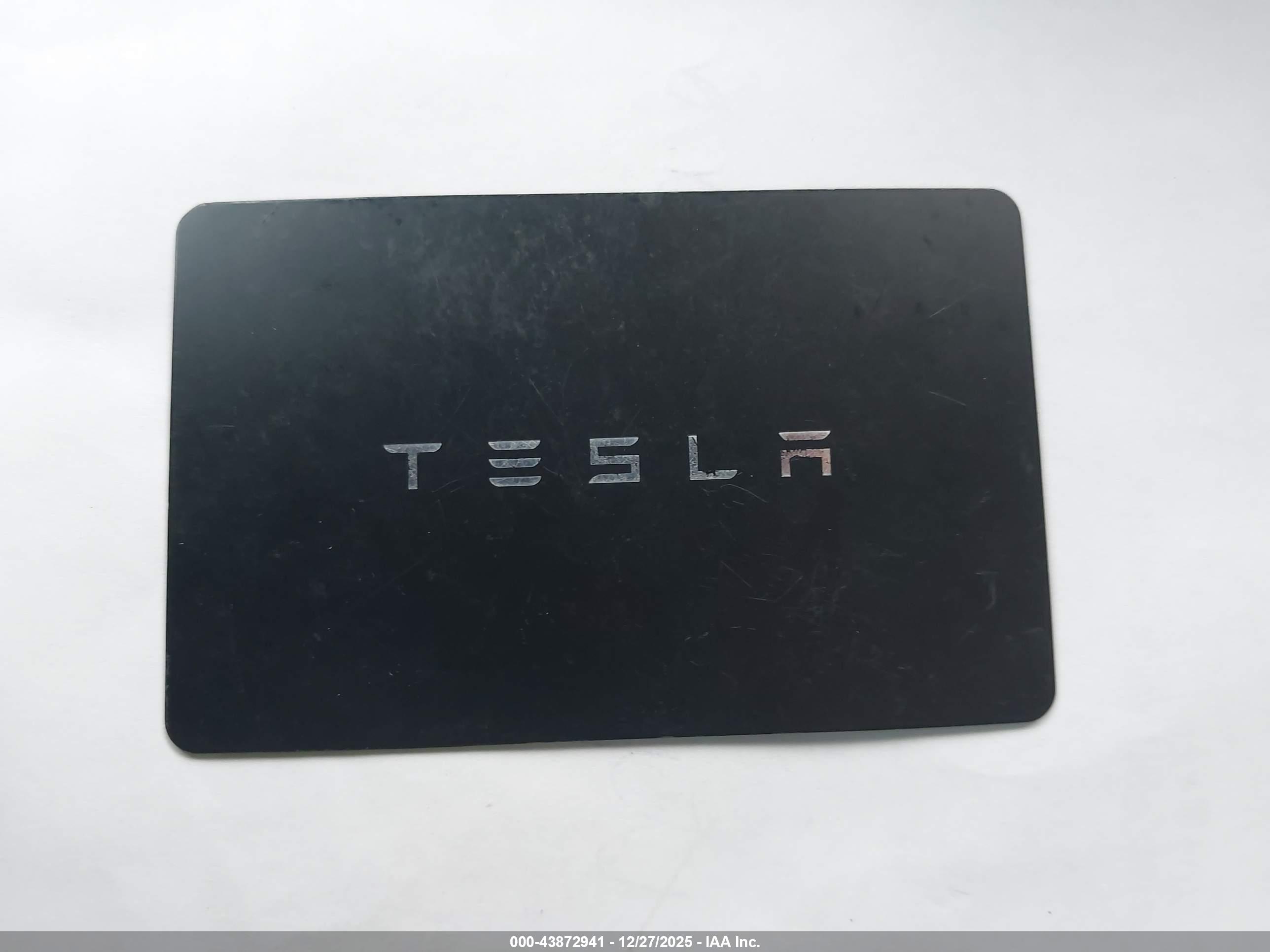 TESLA MODEL image 11