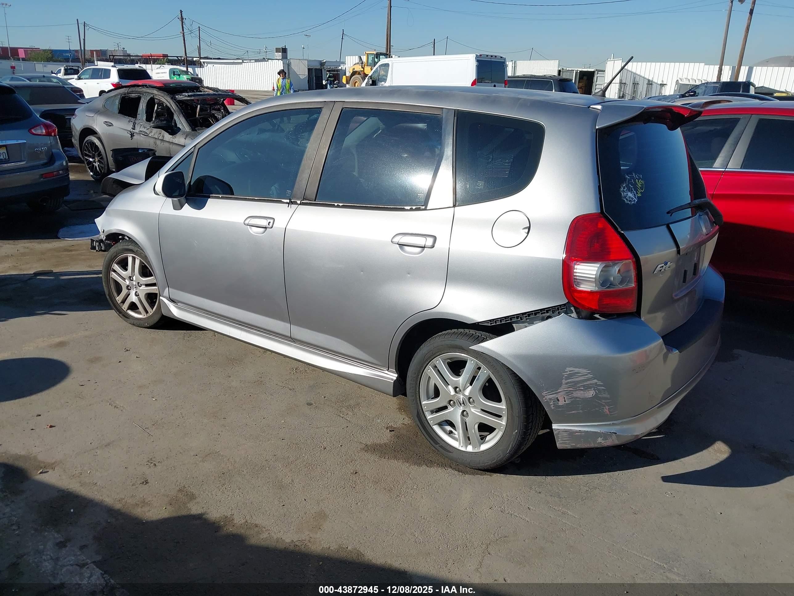 HONDA FIT image 3