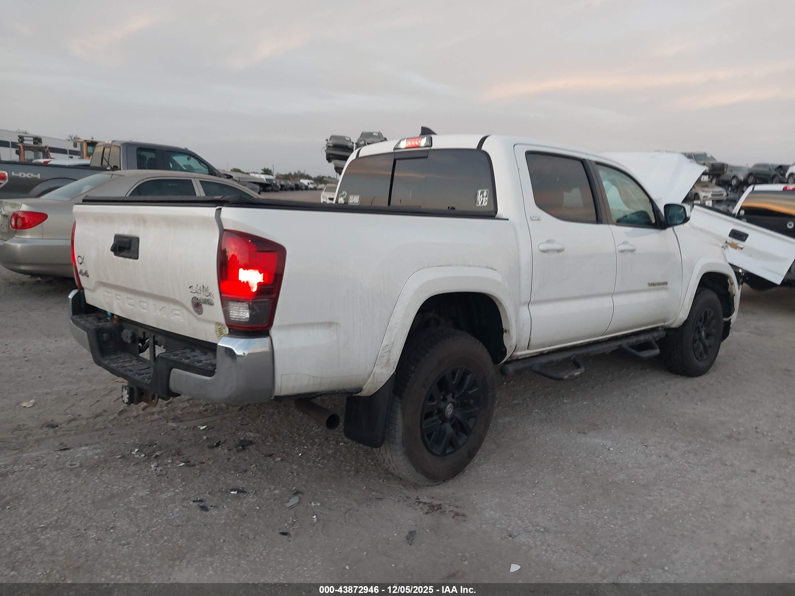 TOYOTA TACOMA image 4