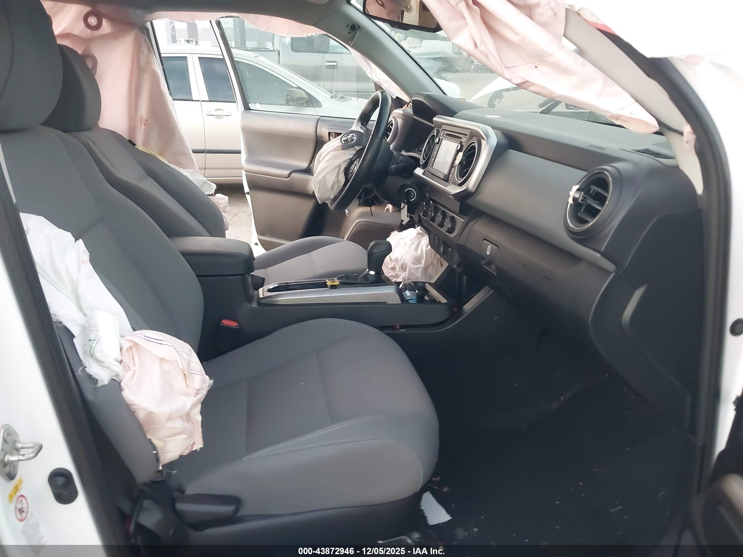 TOYOTA TACOMA image 5
