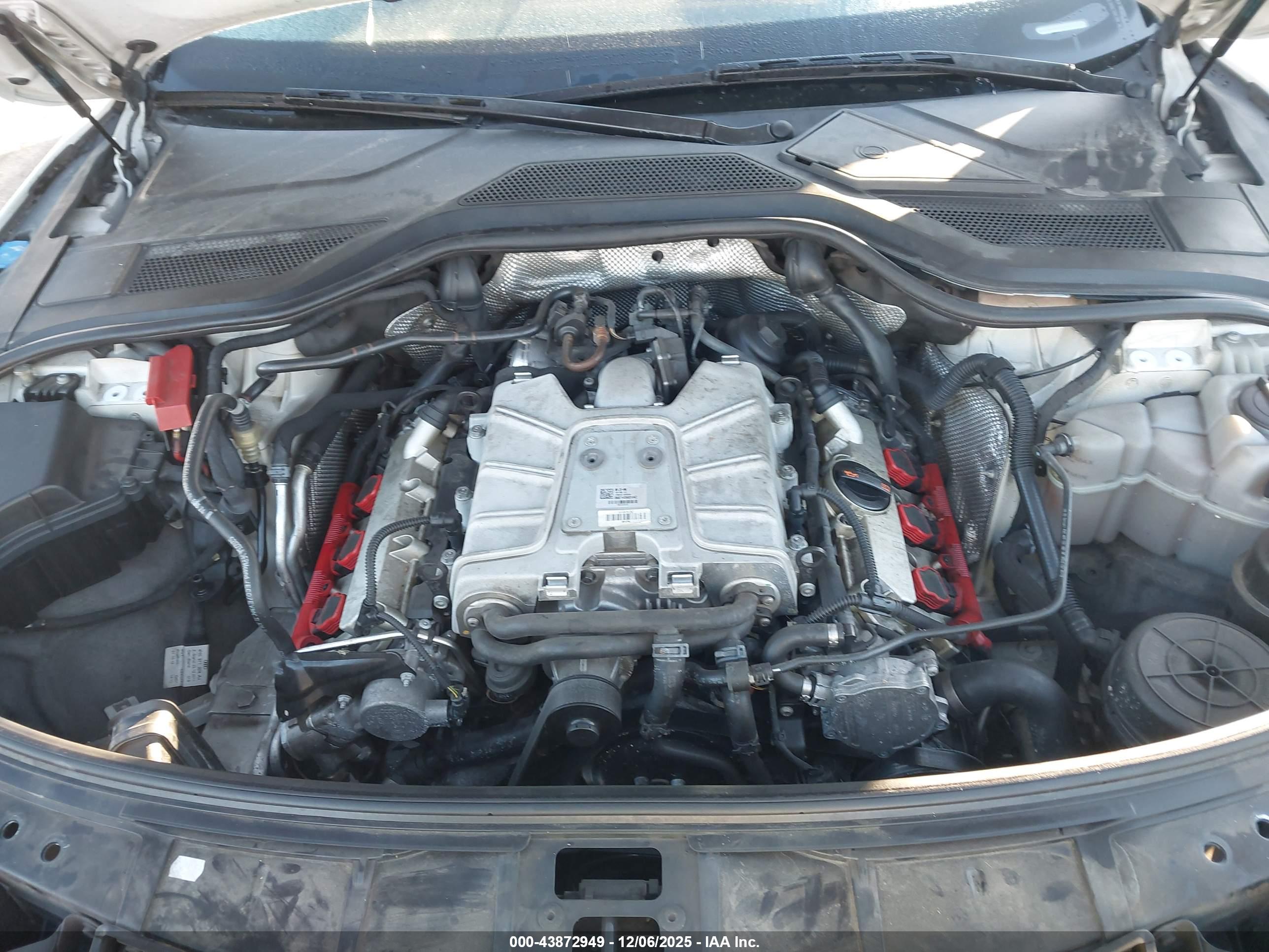 AUDI A8 image 10