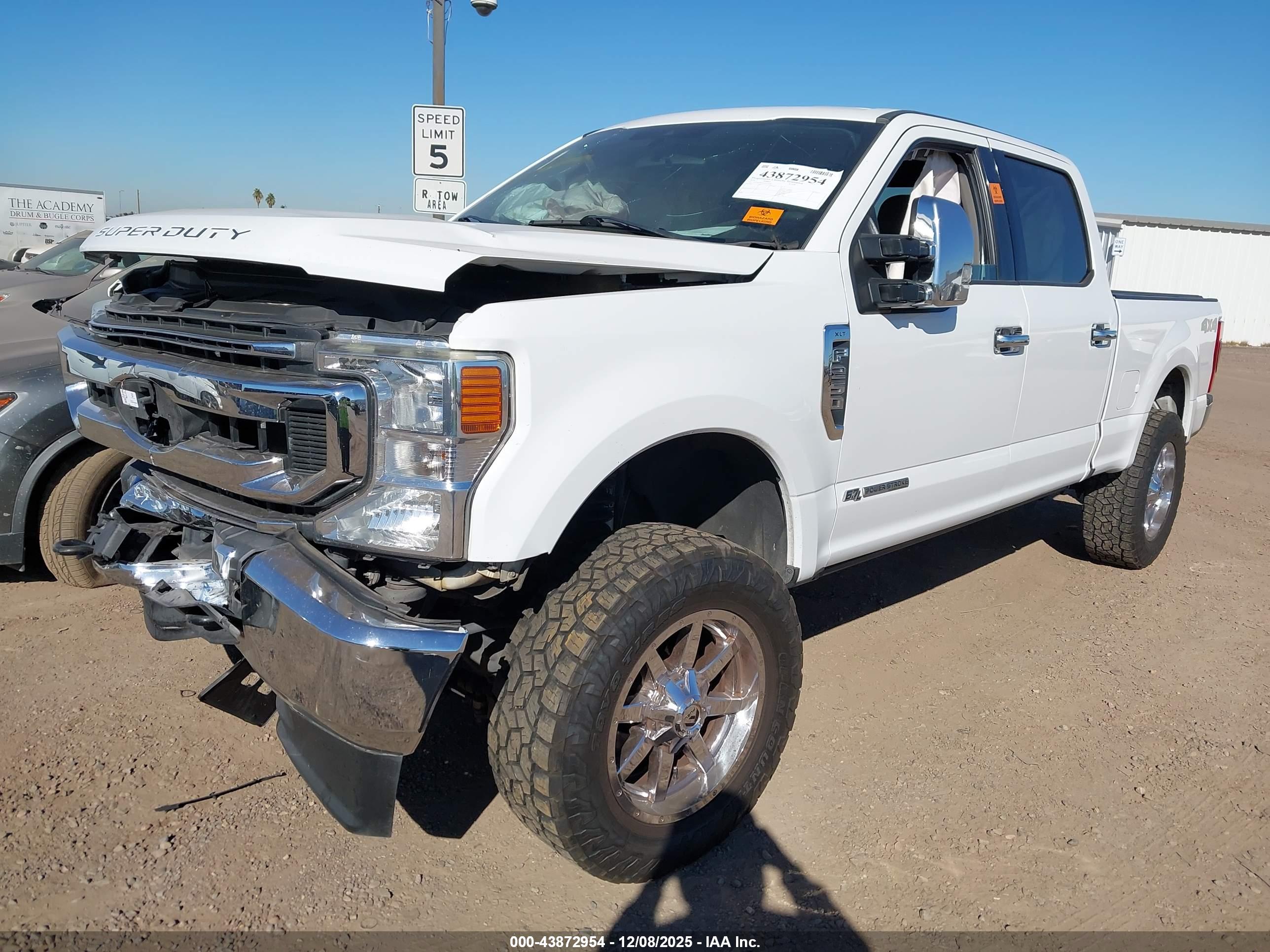 FORD F-250 image 2