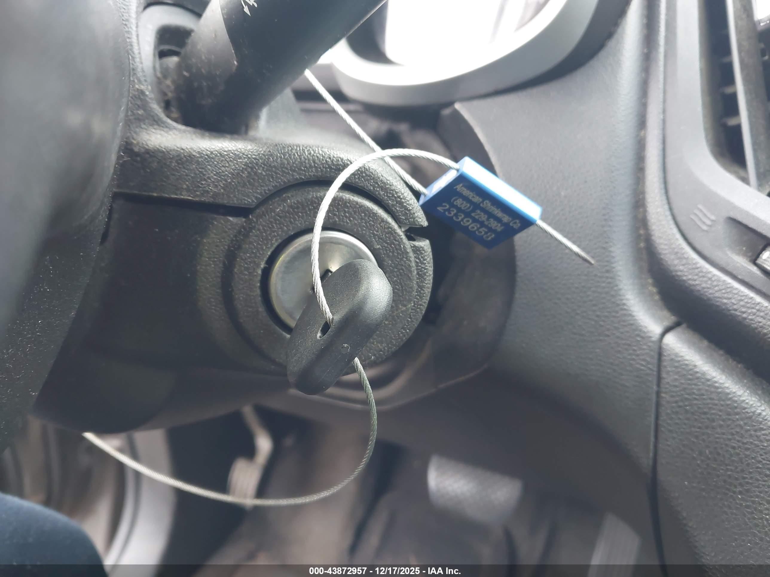 CHEVROLET EQUINOX image 11