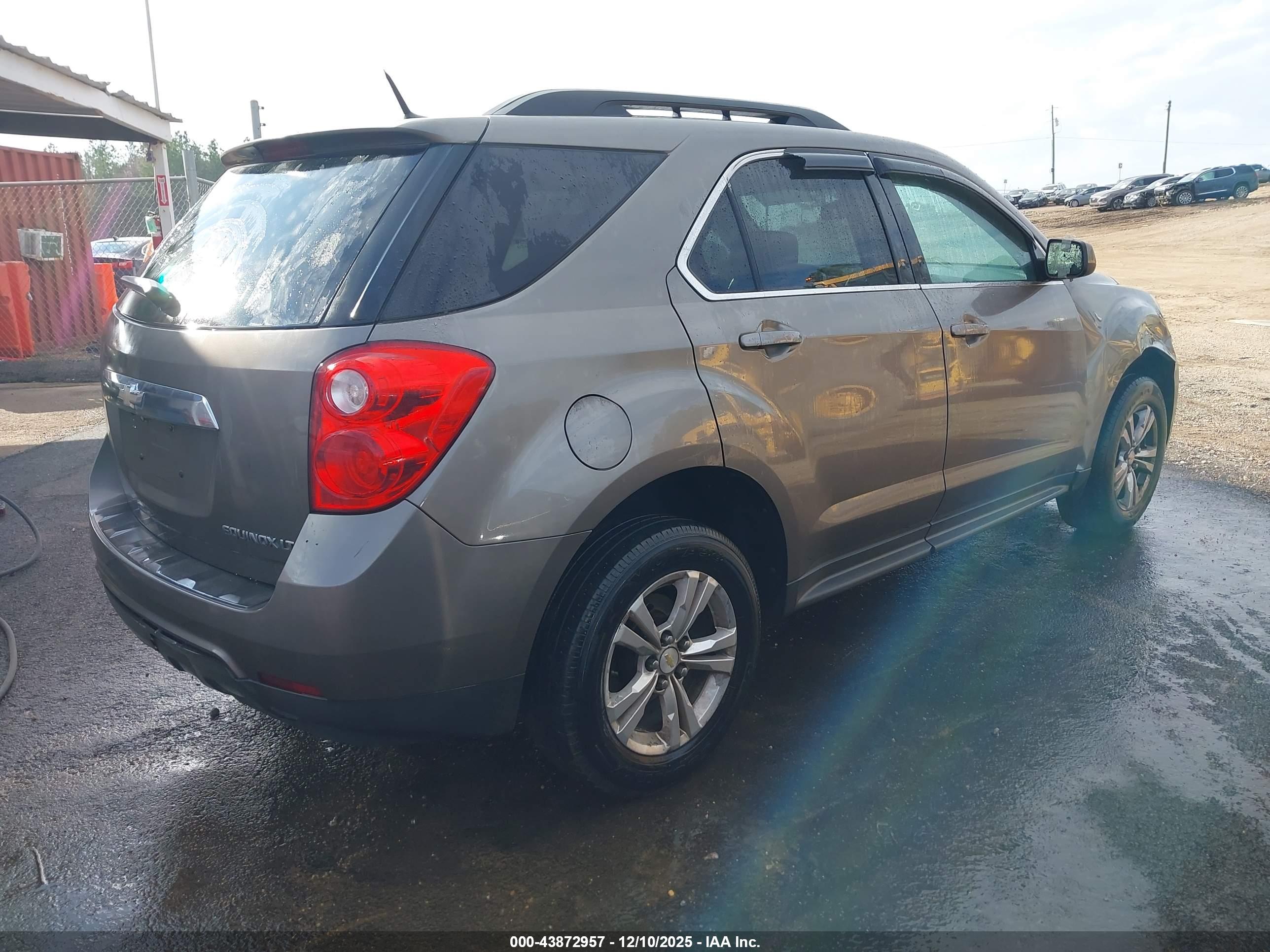 CHEVROLET EQUINOX image 4