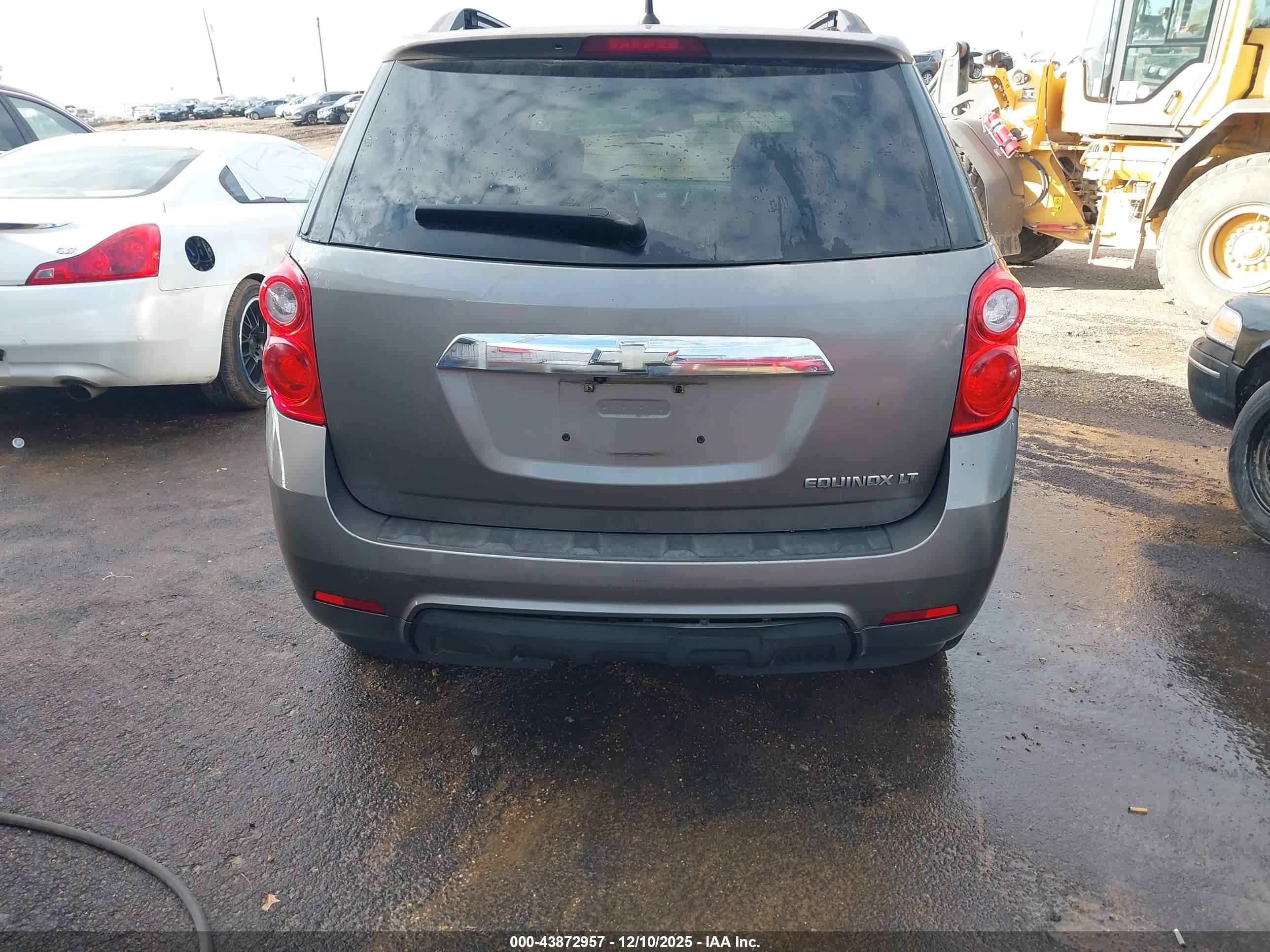 CHEVROLET EQUINOX image 6