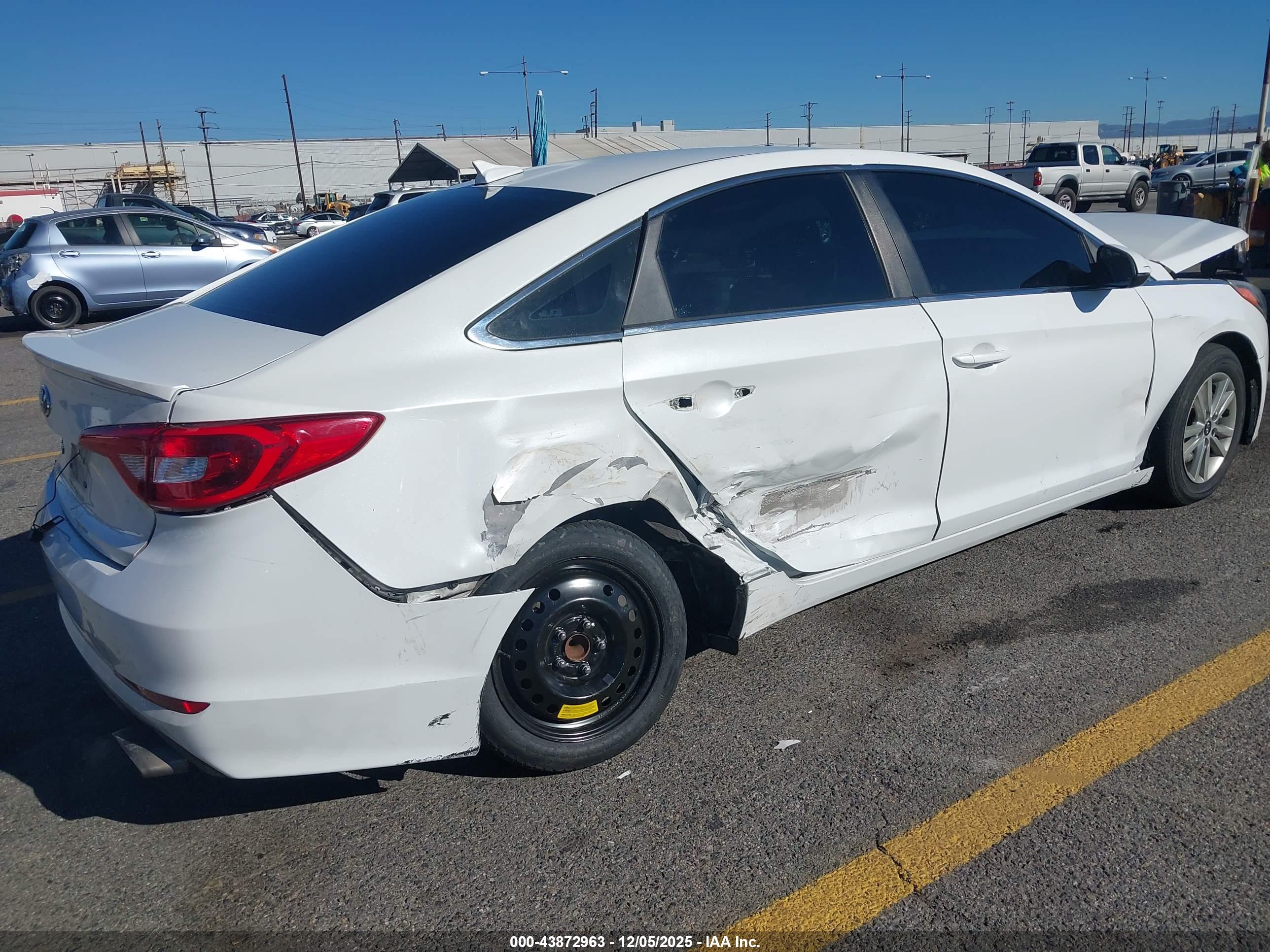 HYUNDAI SONATA image 6