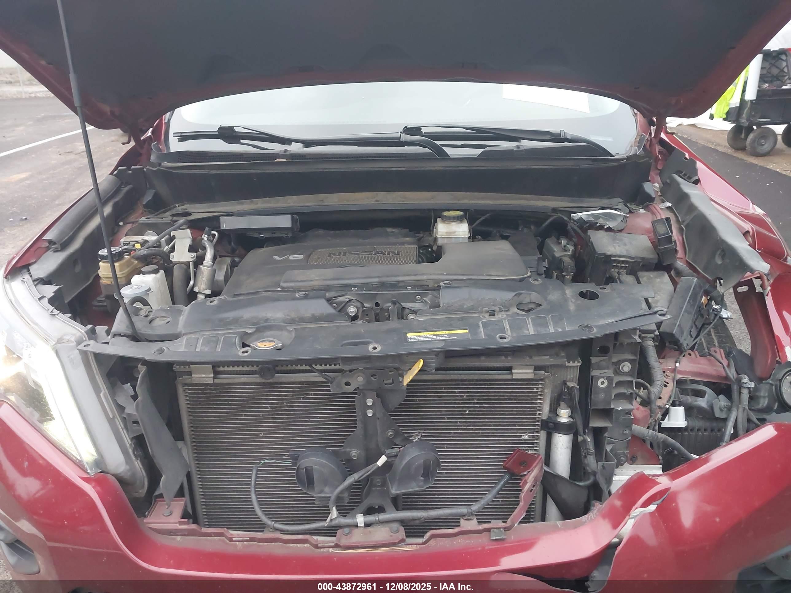 NISSAN PATHFINDER image 10