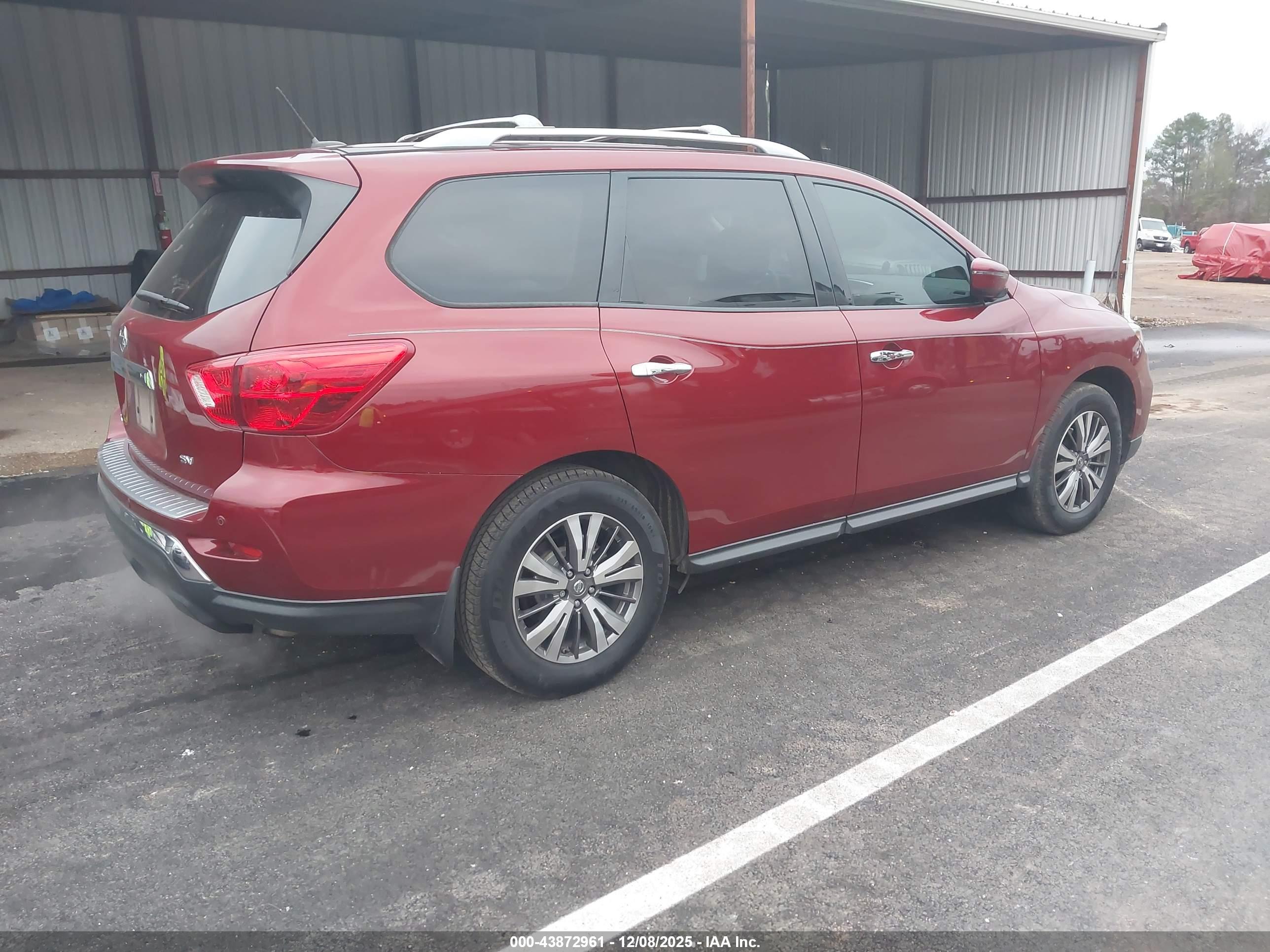 NISSAN PATHFINDER image 4