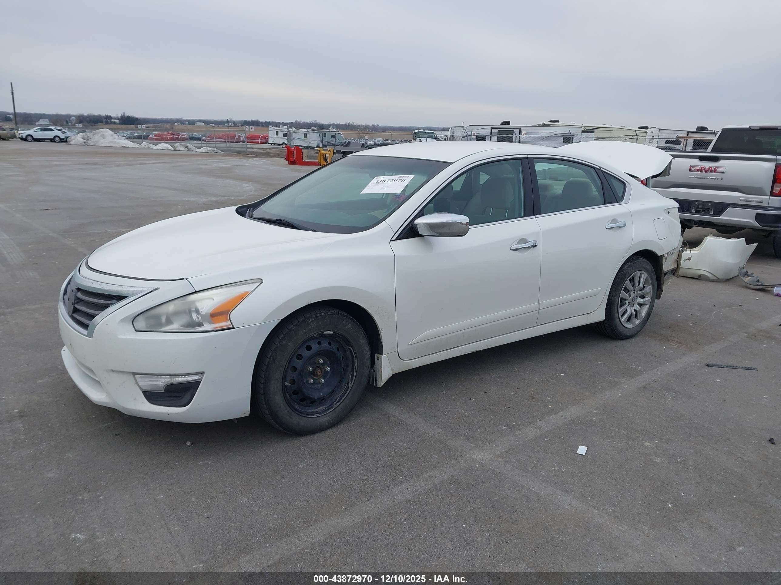 NISSAN ALTIMA image 2