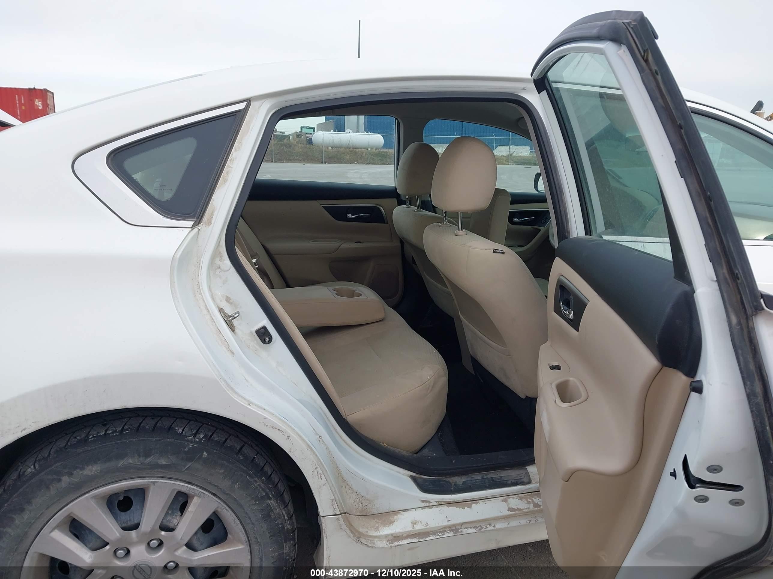 NISSAN ALTIMA image 8