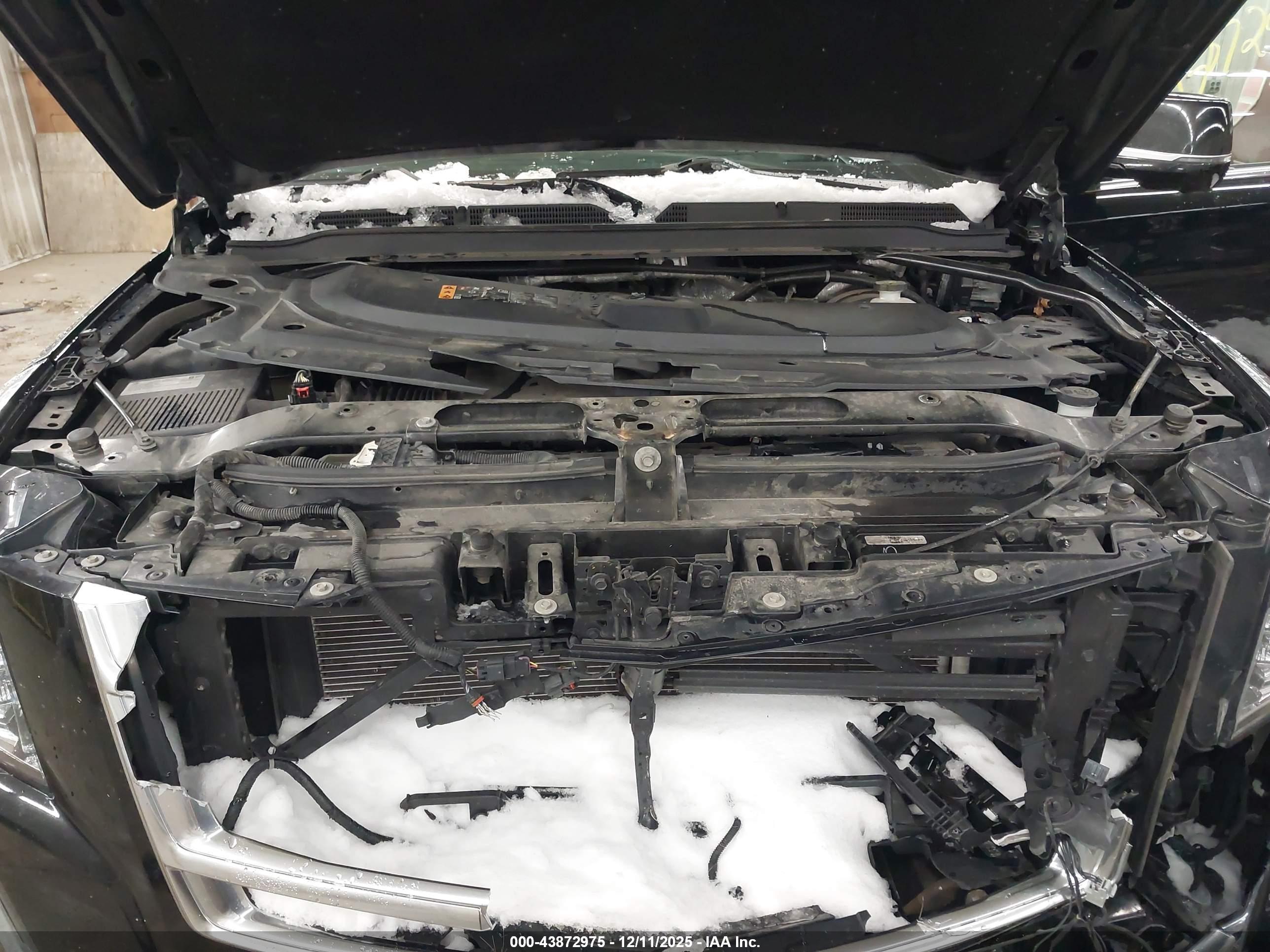 CADILLAC ESCALADE image 10