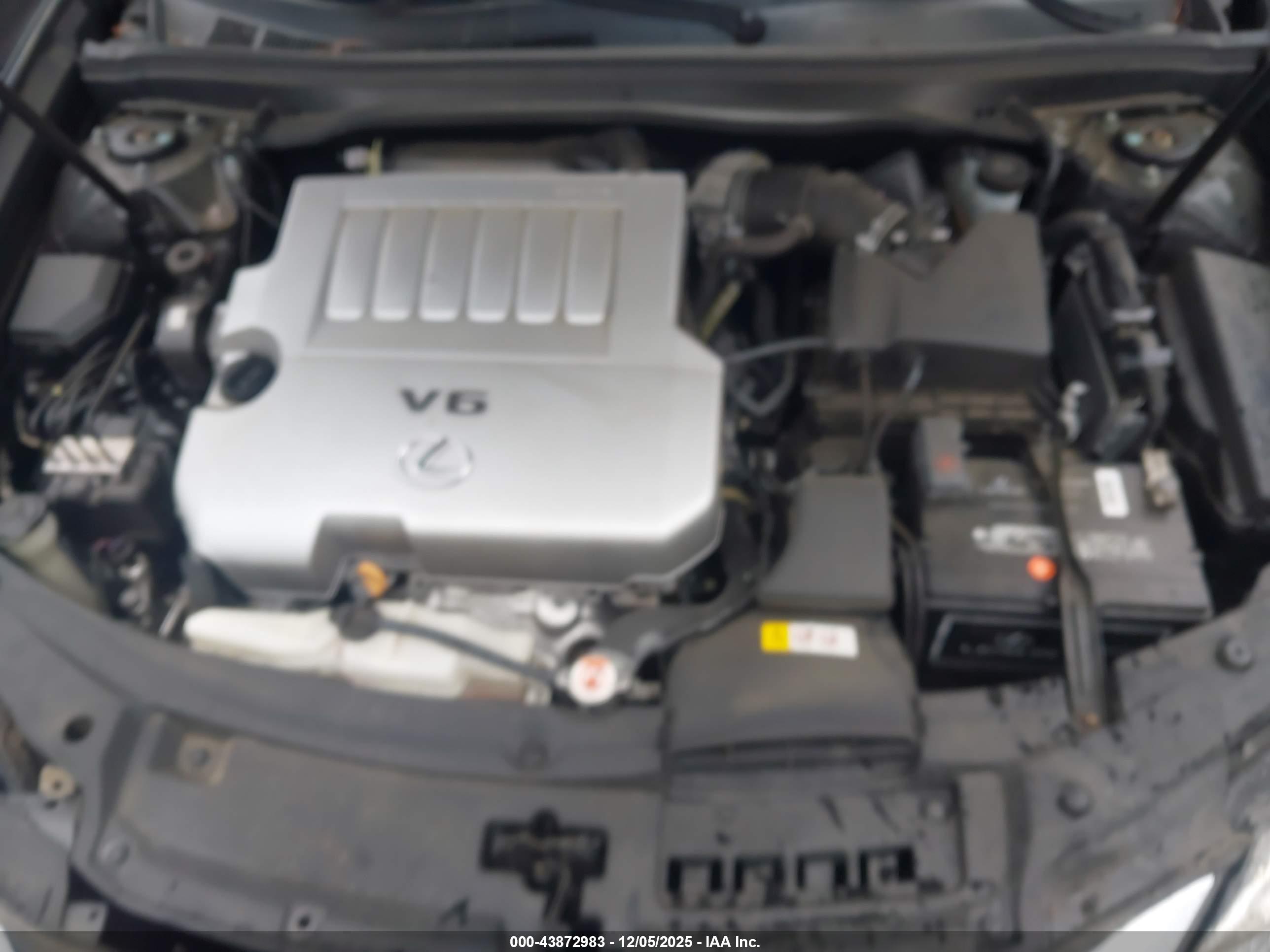 LEXUS ES image 10