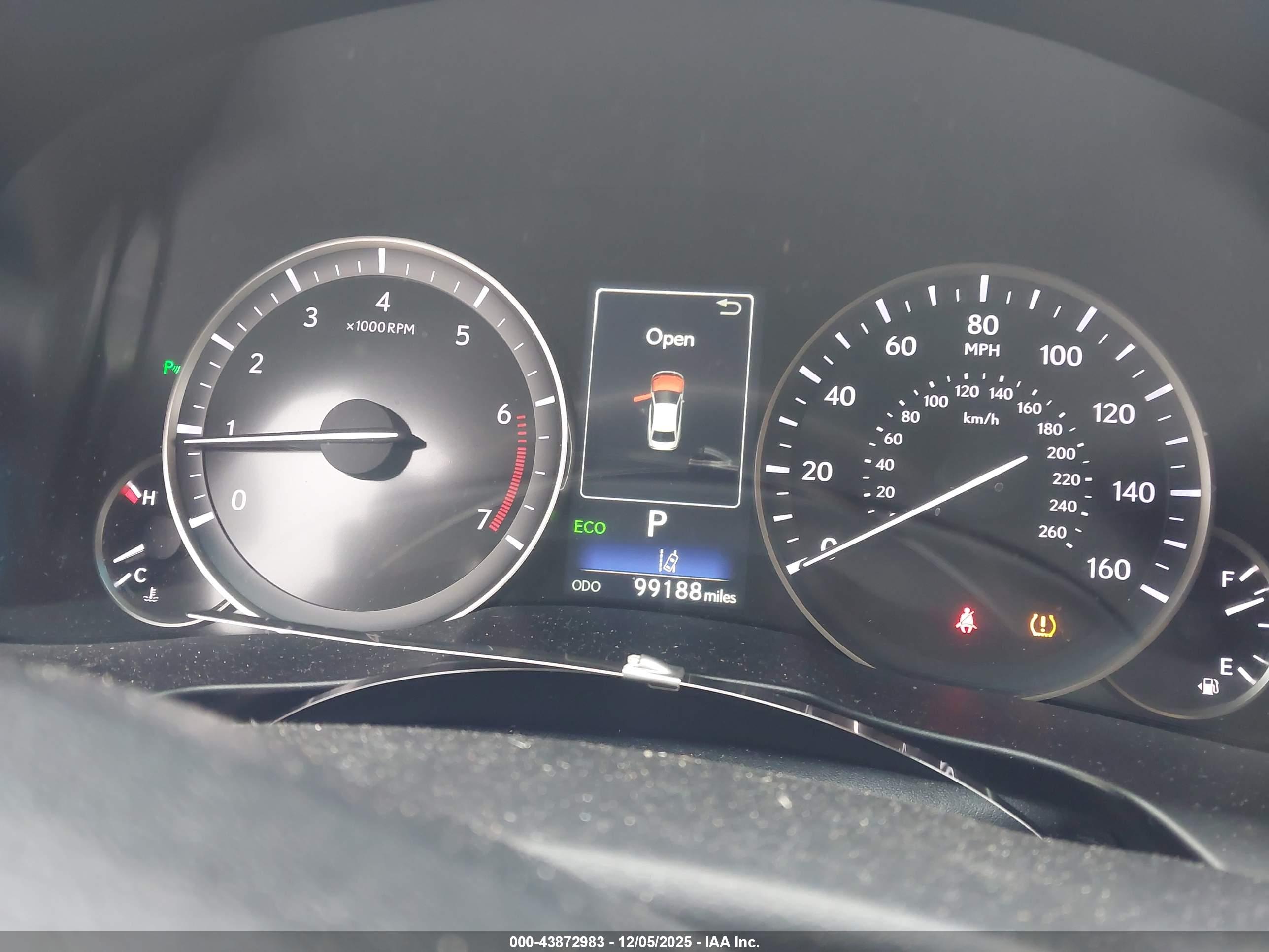 LEXUS ES image 7