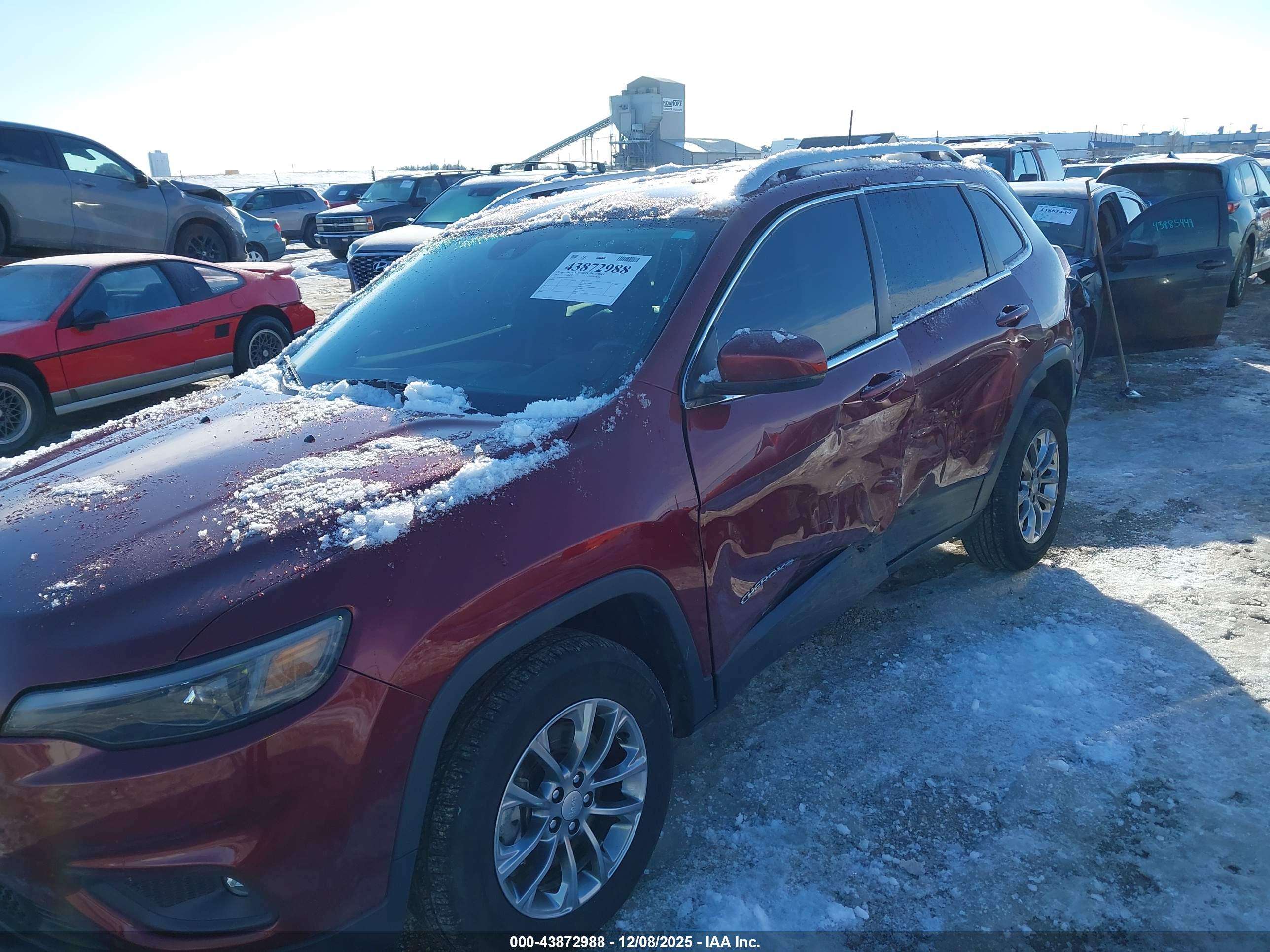 JEEP CHEROKEE image 6