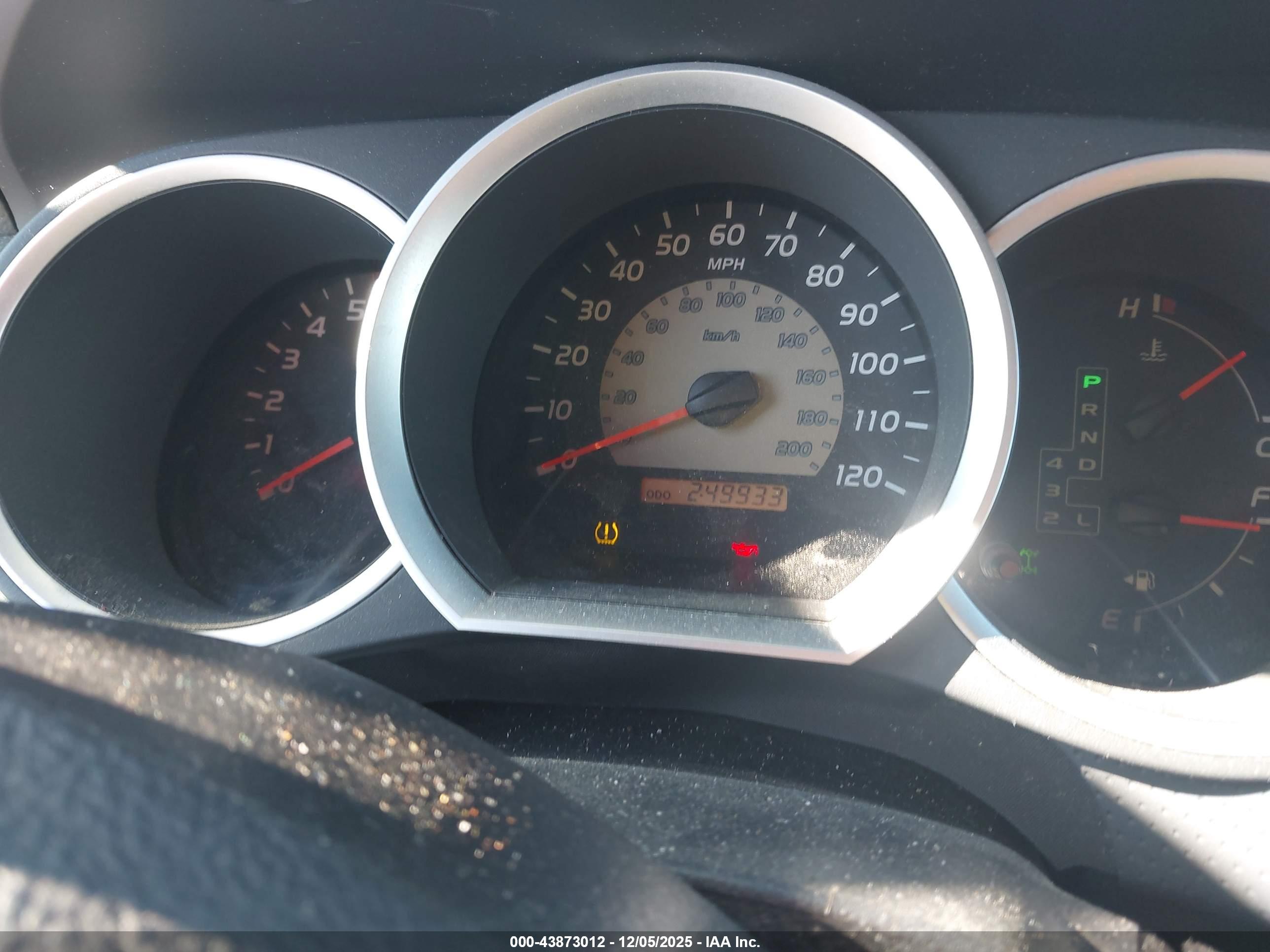 TOYOTA TACOMA image 7