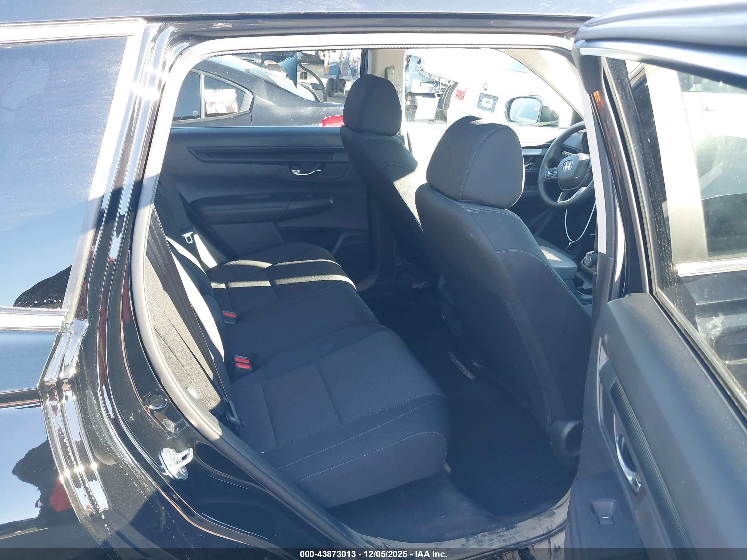HONDA CR-V image 8