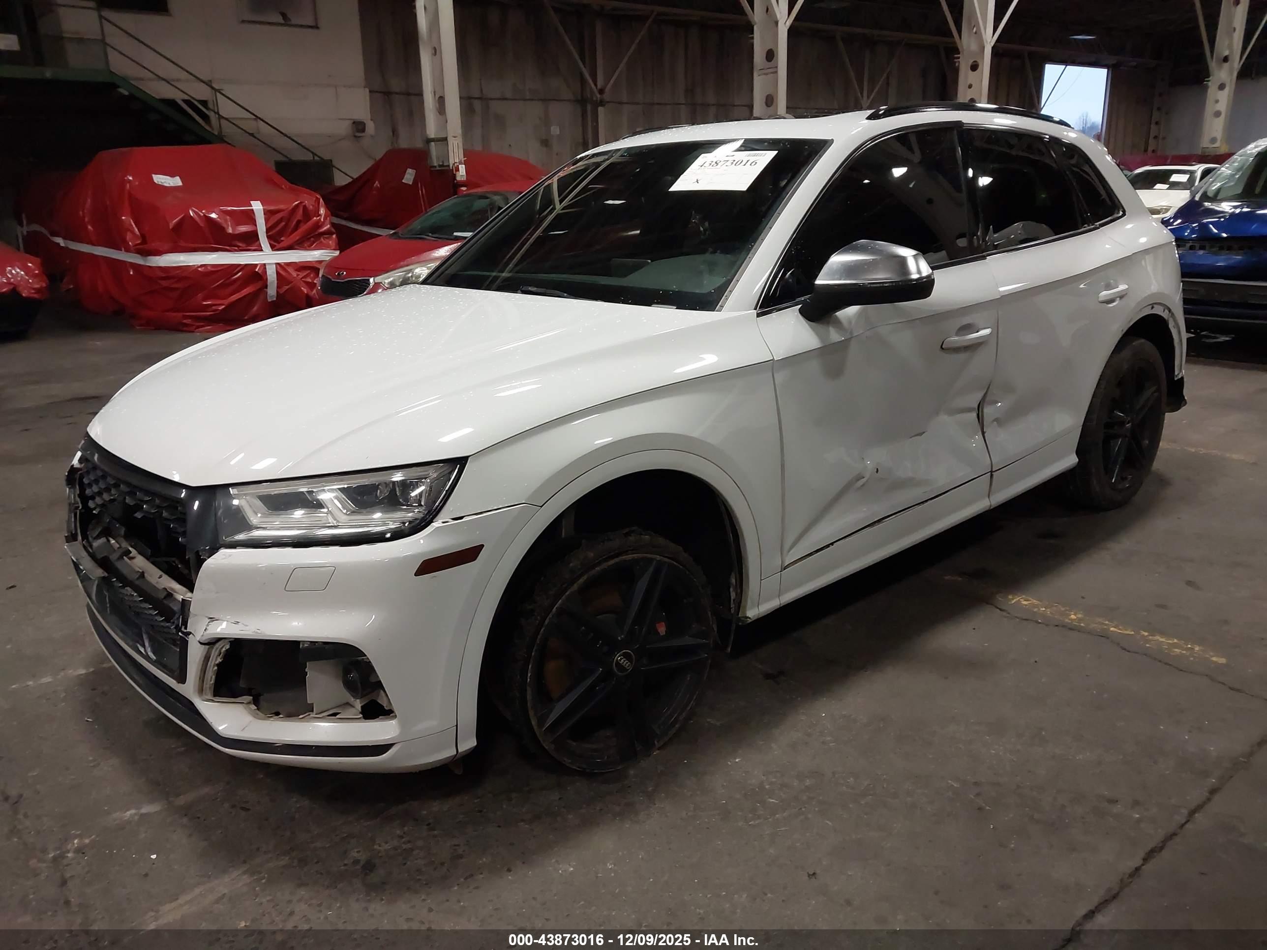 AUDI SQ5 image 2