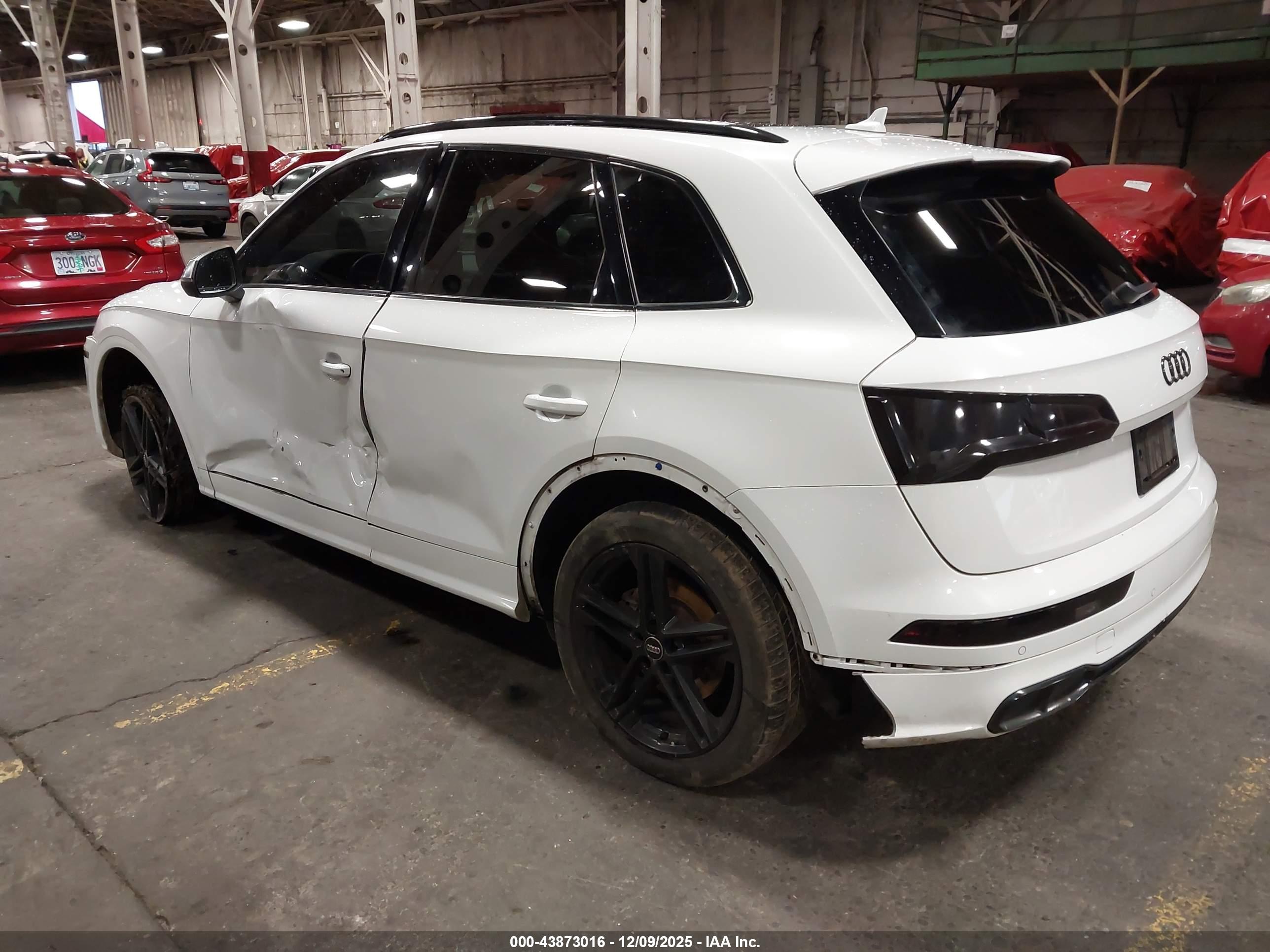 AUDI SQ5 image 3