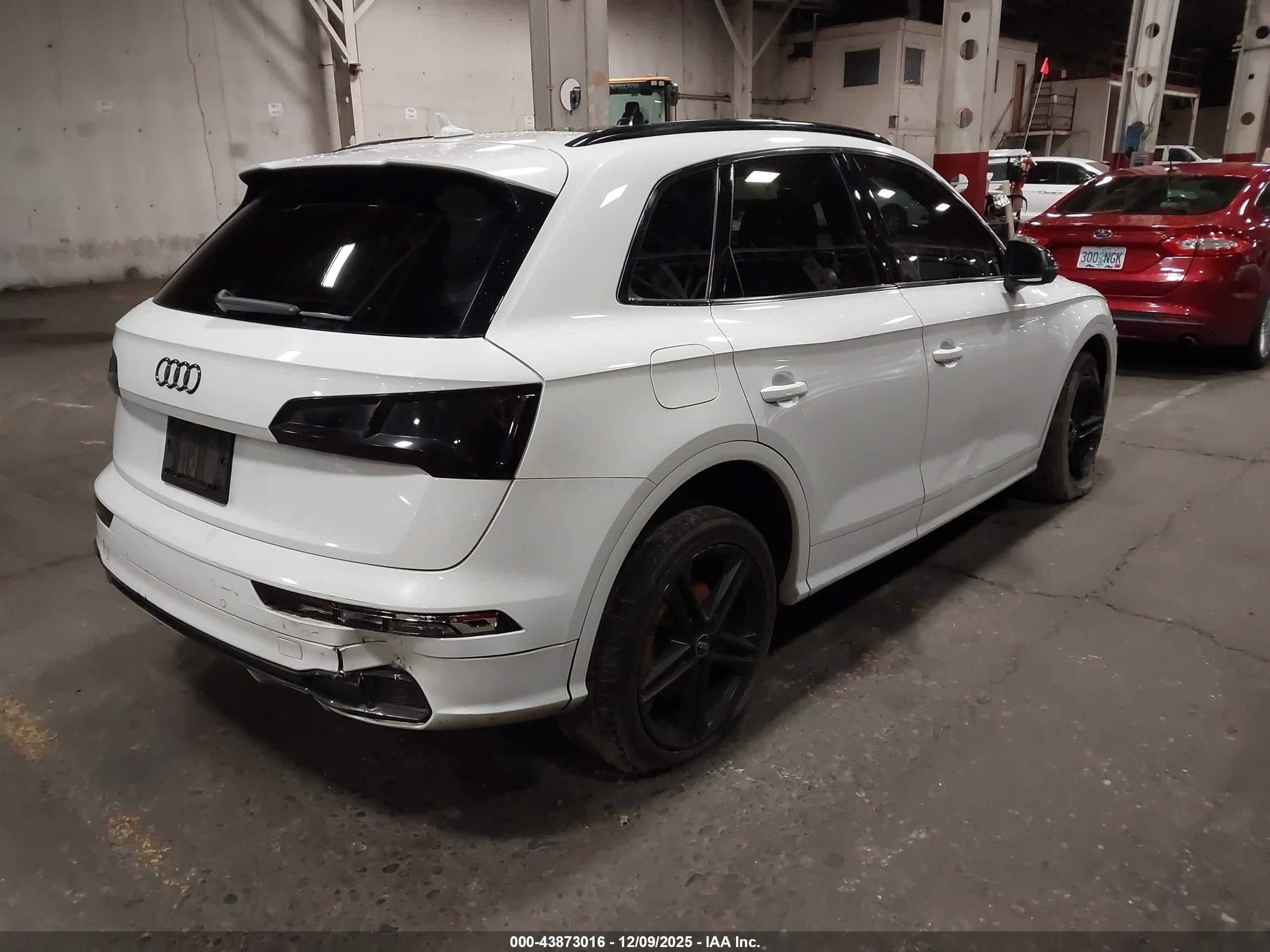 AUDI SQ5 image 4