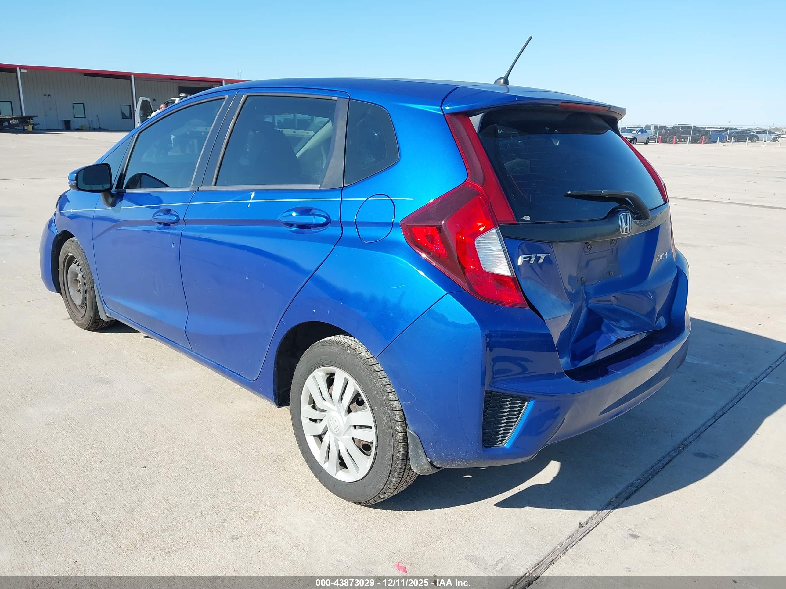 HONDA FIT image 3