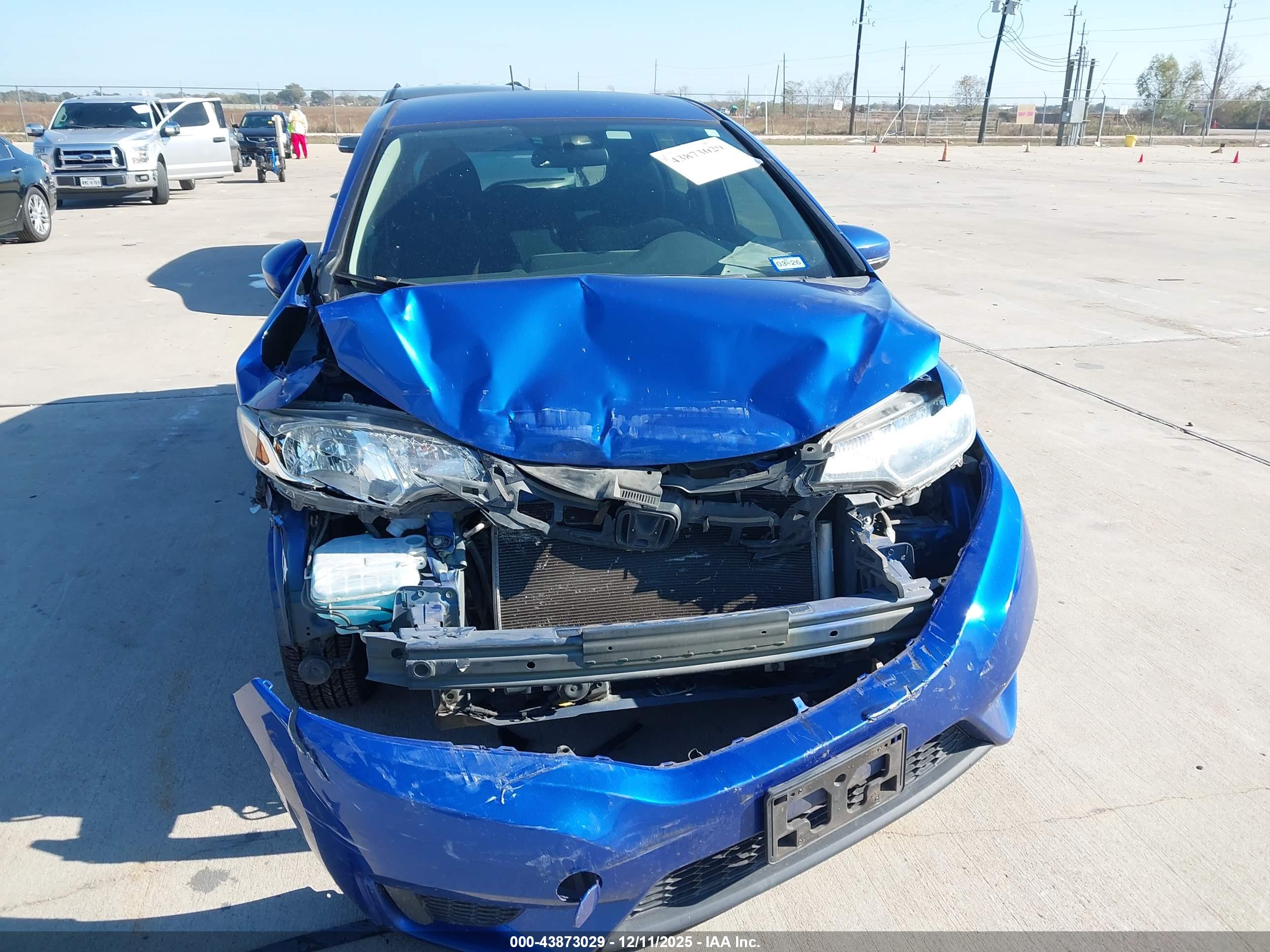 HONDA FIT image 6