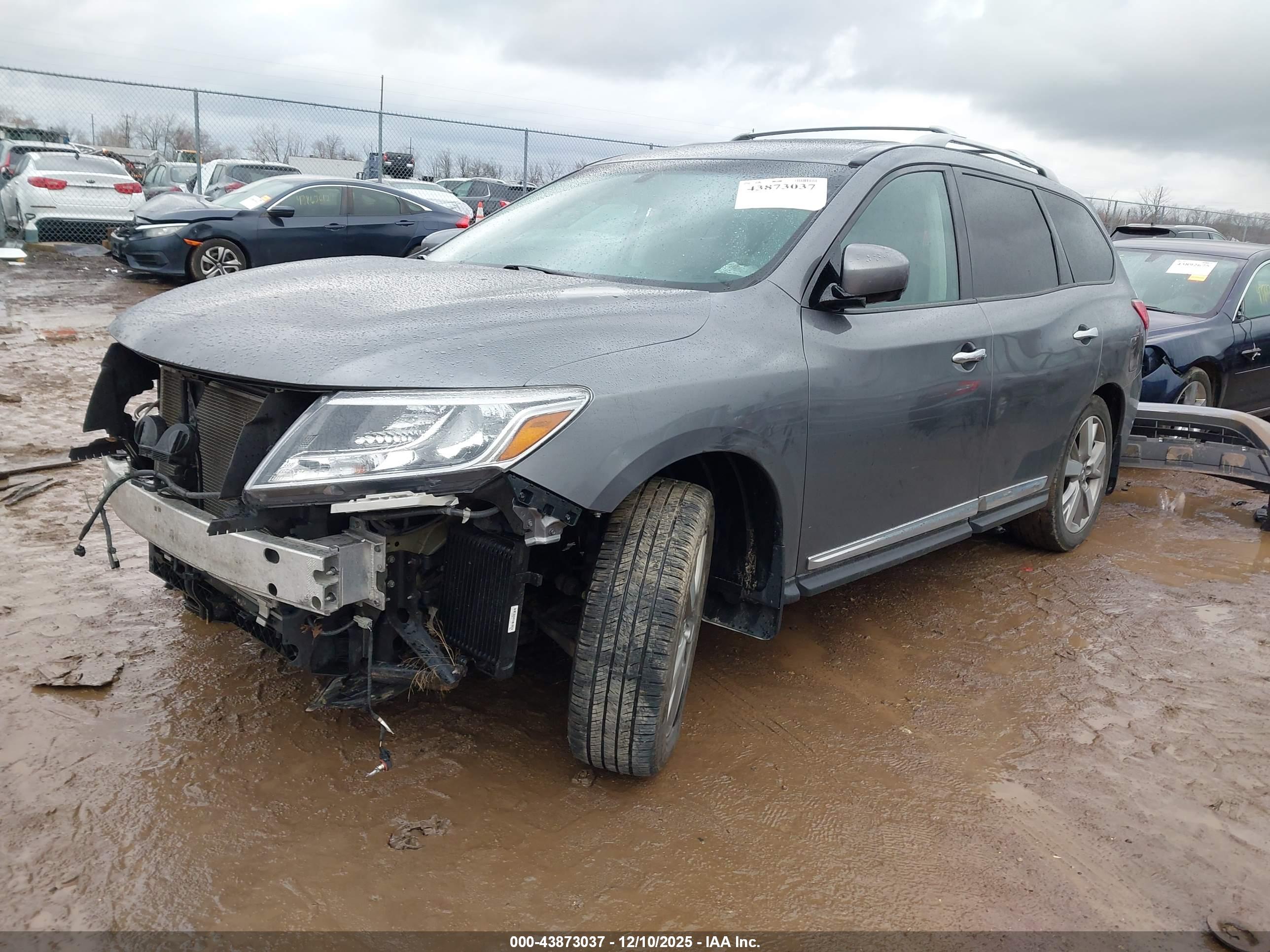 NISSAN PATHFINDER image 2