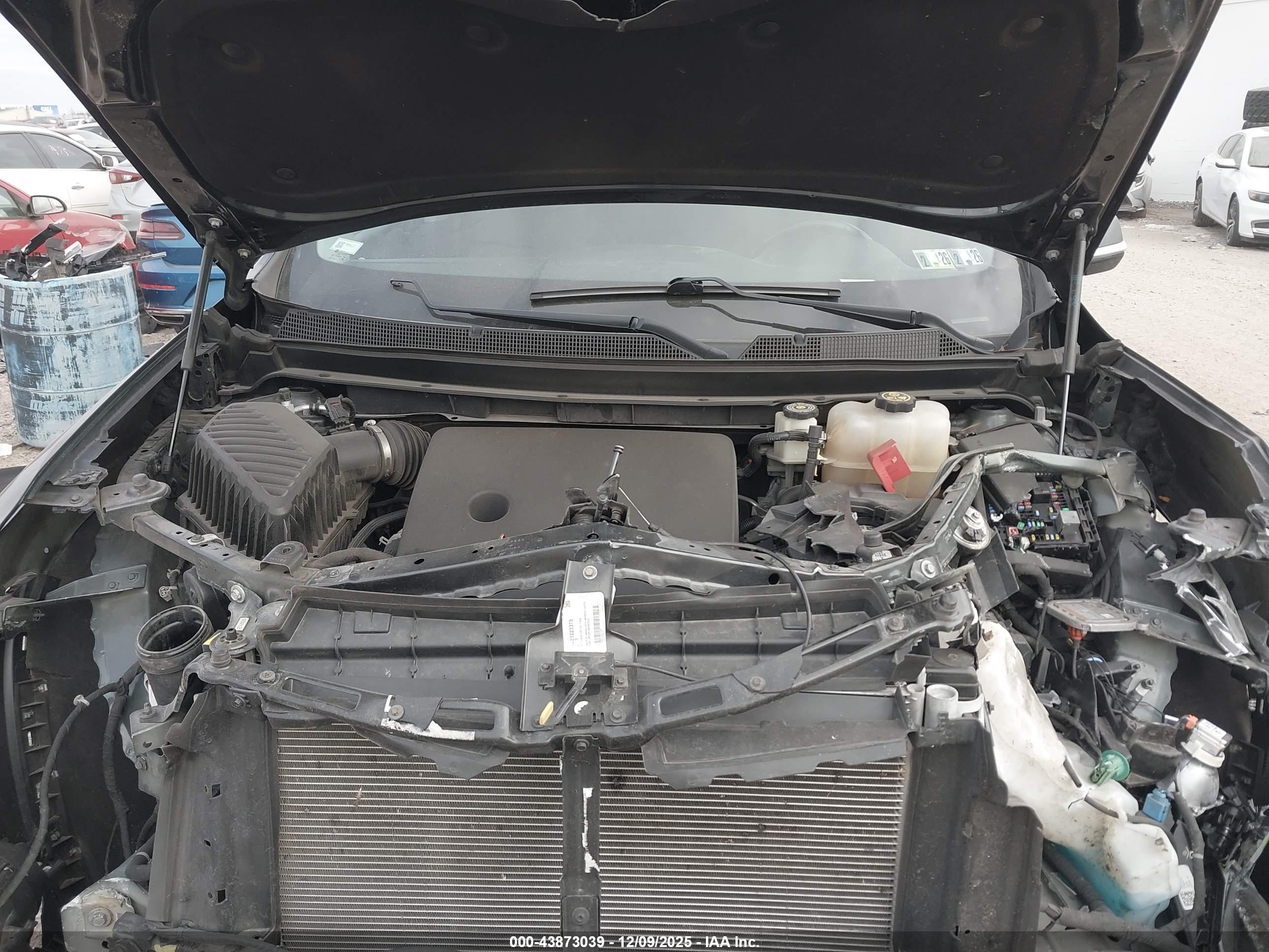 CHEVROLET TRAVERSE image 10